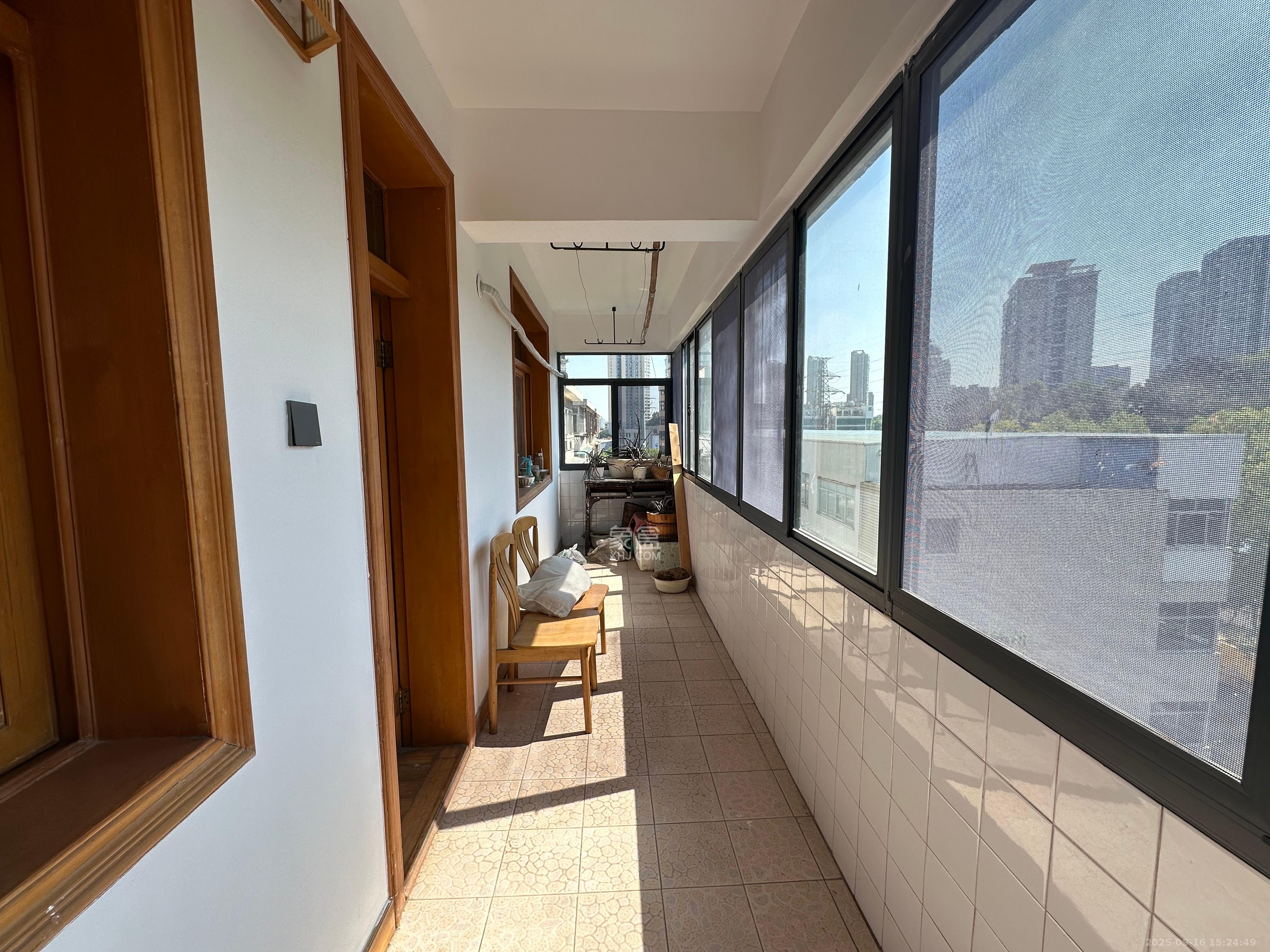 南园小区 3室2厅1卫 1000.0元/月 南园小区 3室2厅1卫 1000.0元/月室内图