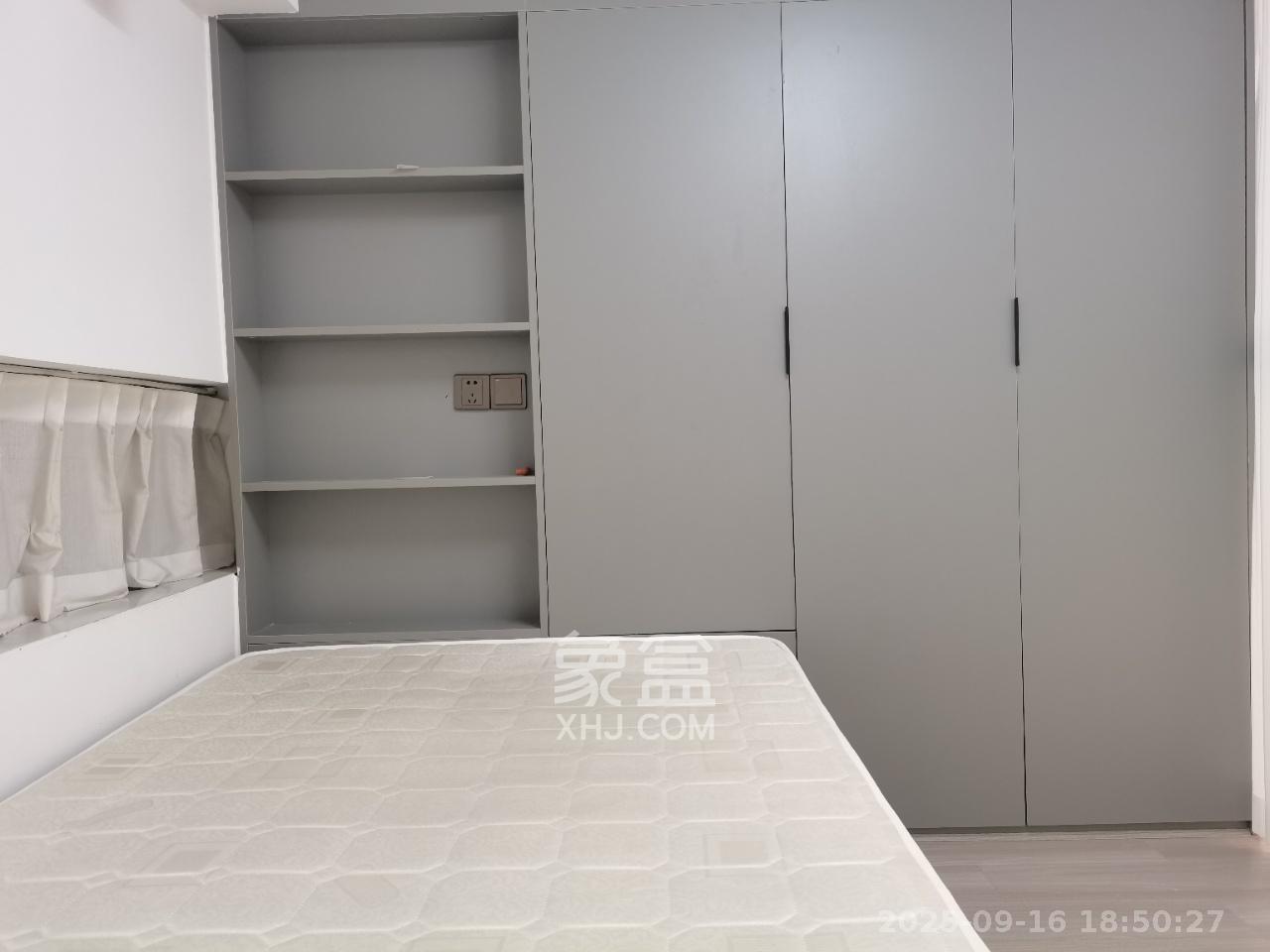 卓越伊景寓  2室2厅1卫   2000.00元/月室内图