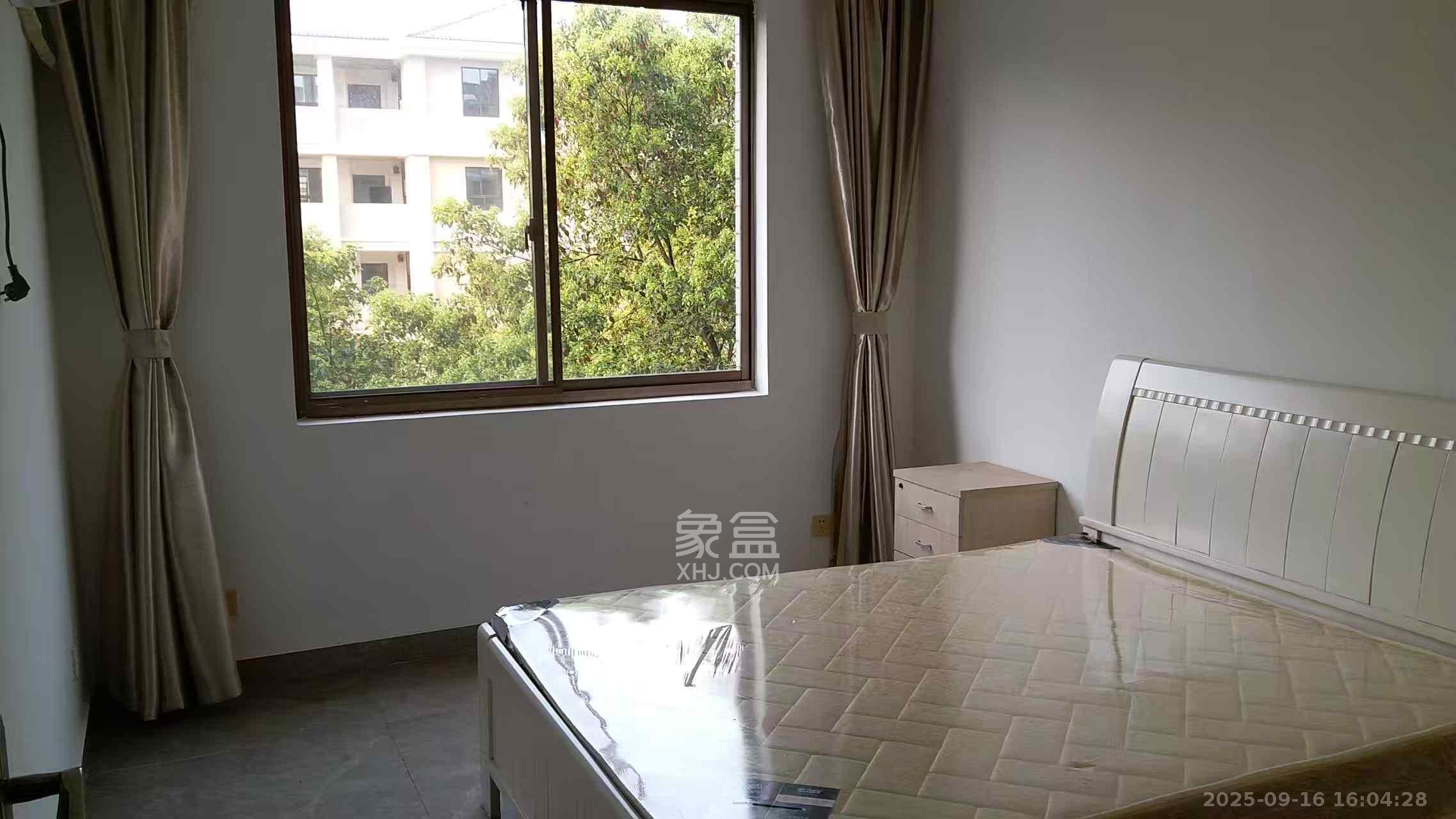 金湘北苑 3室2厅1卫 2000.0元/月 金湘北苑 3室2厅1卫 2000.0元/月室内图