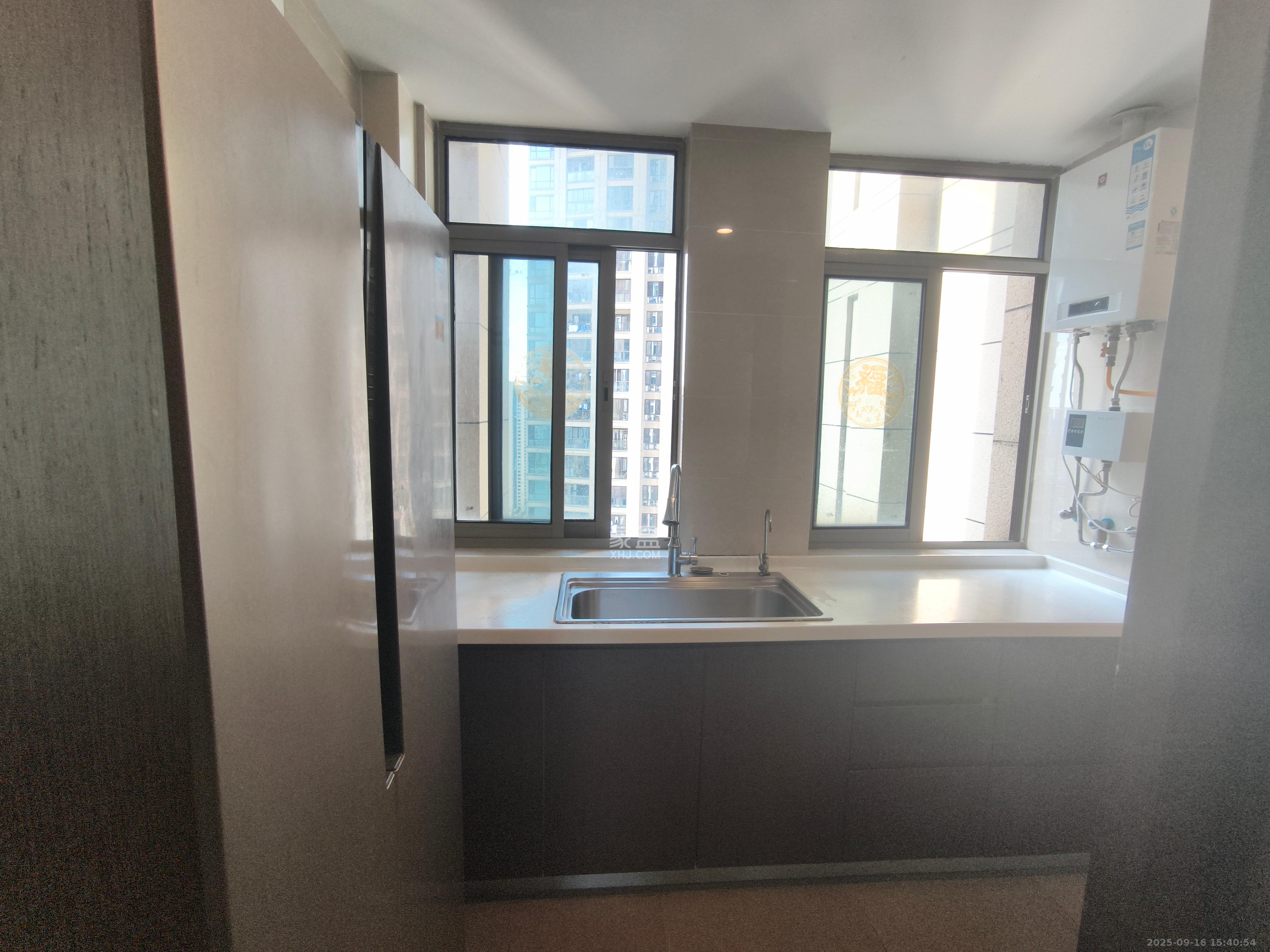 梅溪湖金茂府(金茂广场)(金茂览秀城) 4室2厅2卫 6000.0元/月 梅溪湖金茂府(金茂广场)(金茂览秀城) 4室2厅2卫 6000.0元/月室内图