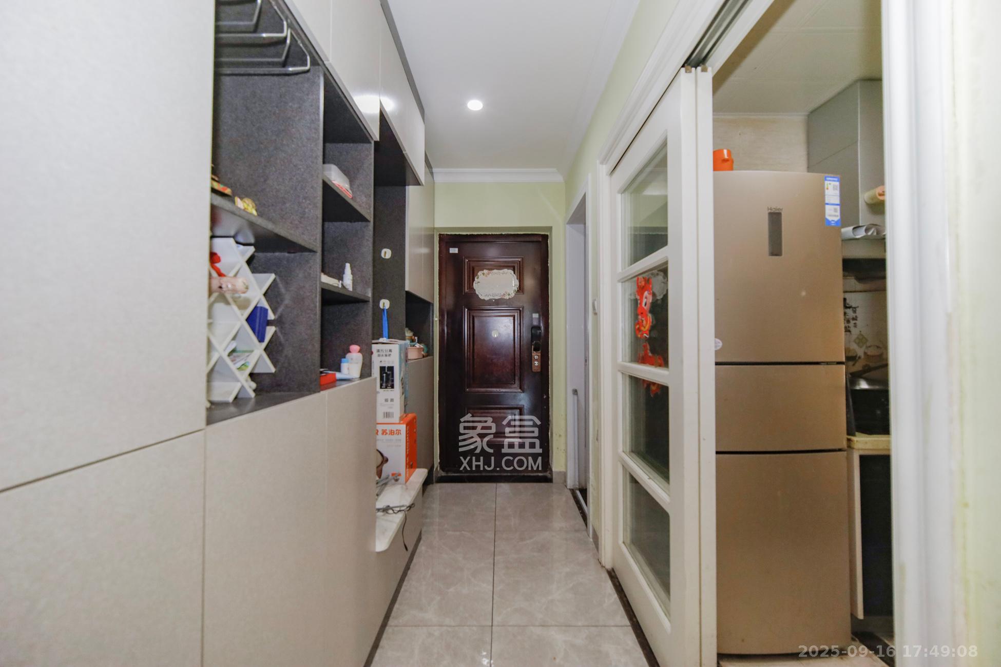 五江天街南区  3室2厅1卫    90.0万其他