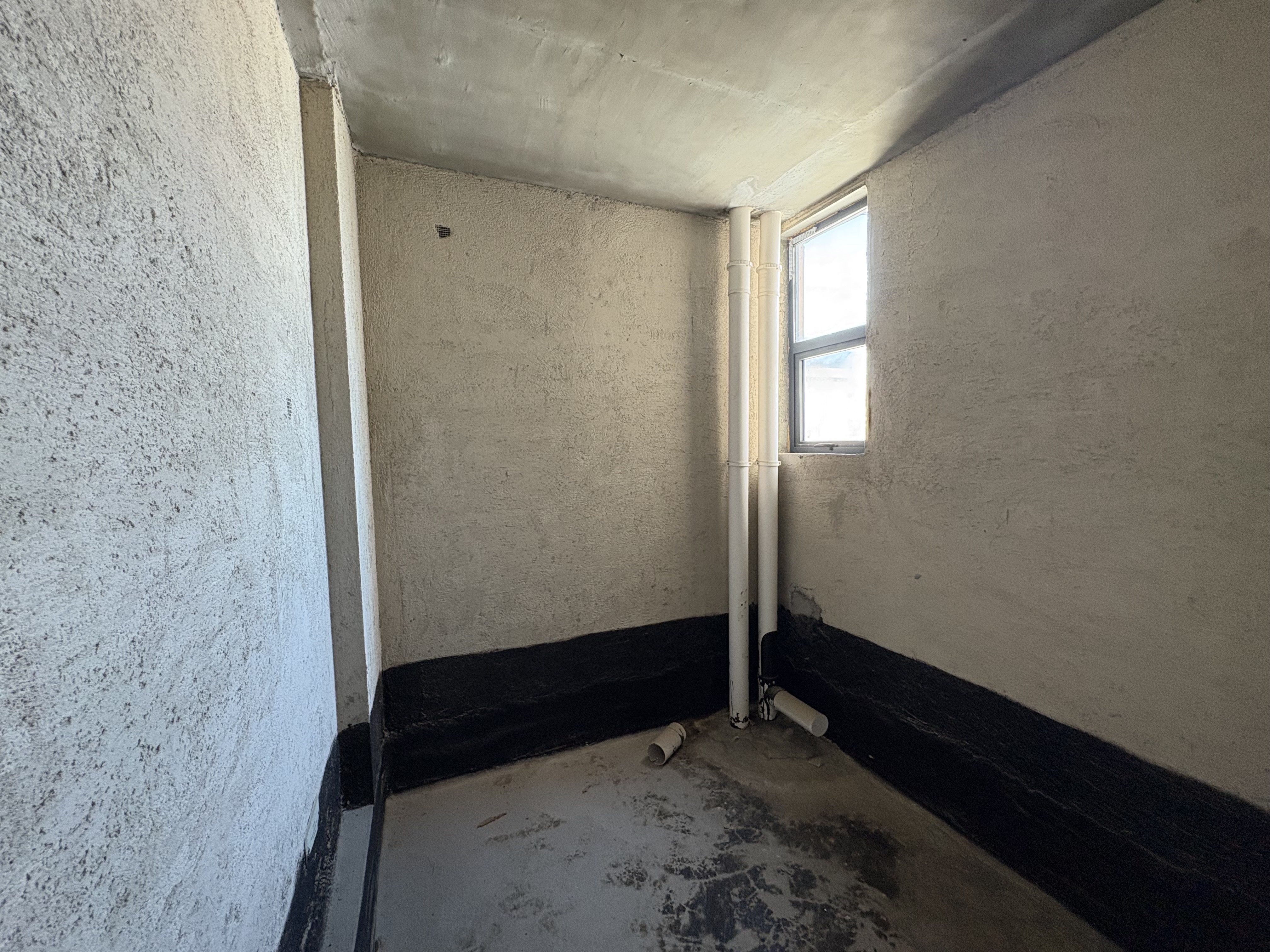 和泰家园 4室2厅2卫 80.0万 和泰家园 4室2厅2卫 80.0万客厅