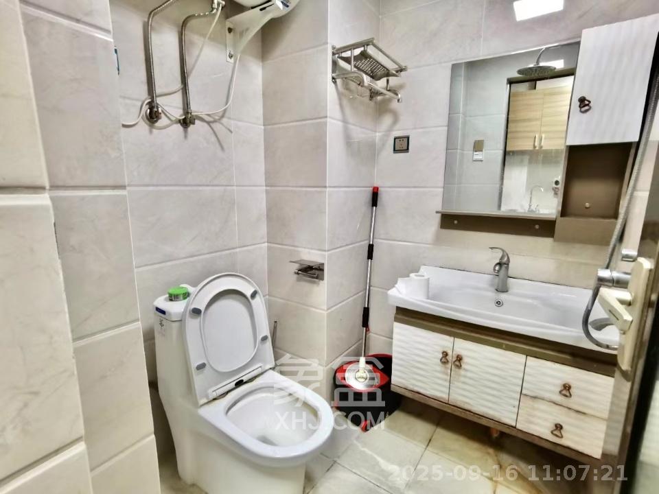 裕天国际商汇中心  1室1厅1卫    1400.0元/月室内图