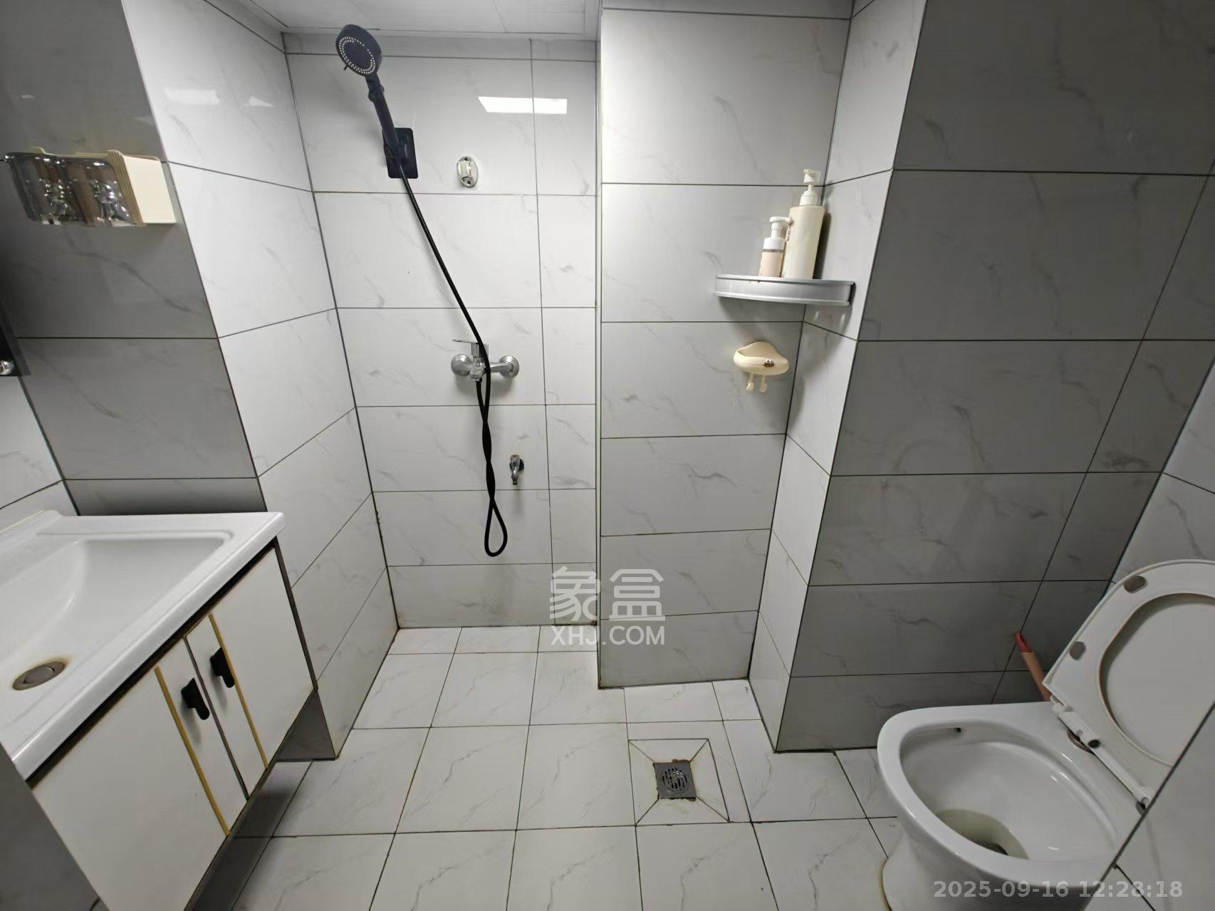 新城悦隽  2室1厅1卫    1650.0元/月室内图