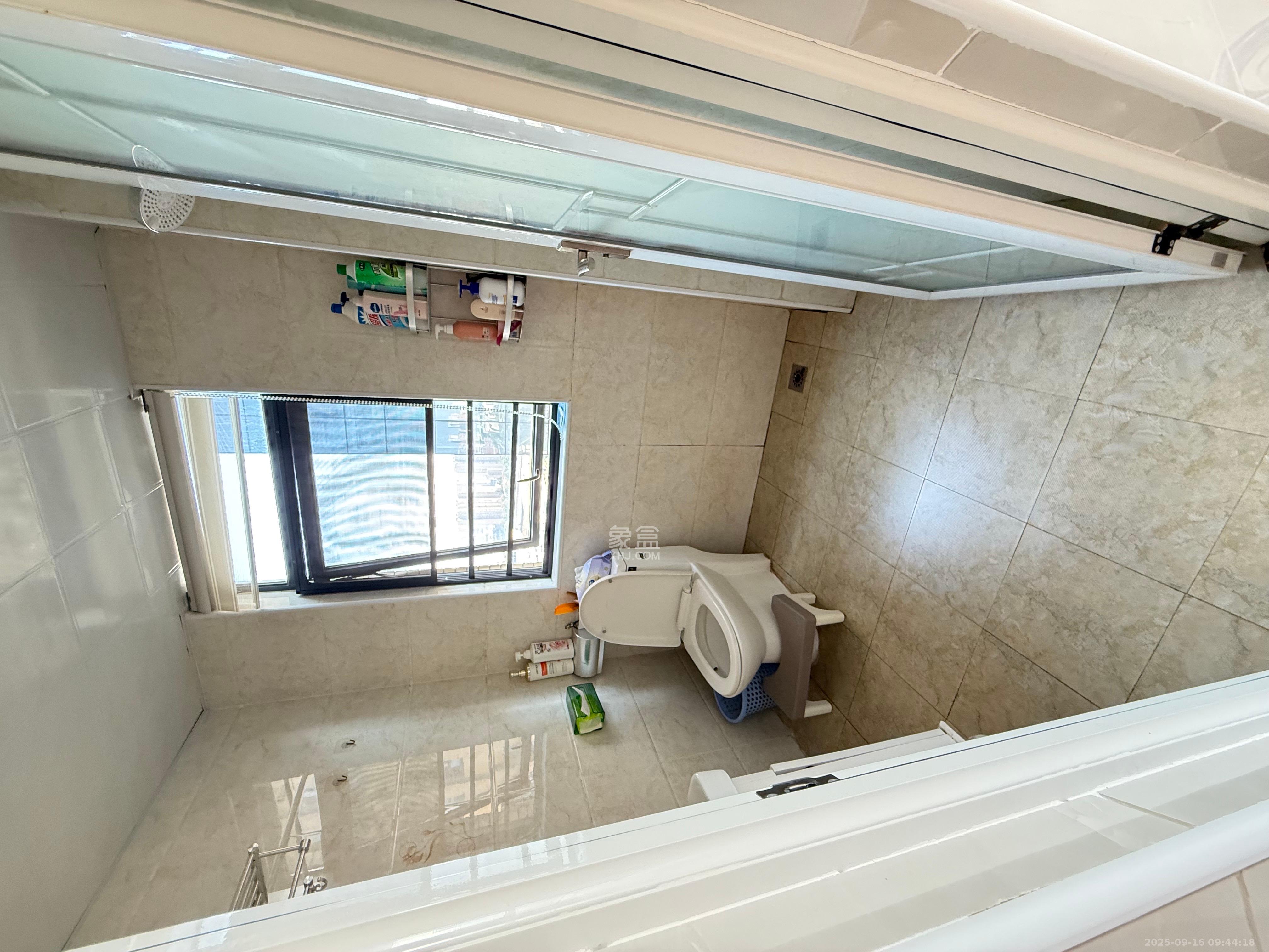 园康星都荟 4室2厅2卫 2800.0元/月 园康星都荟 4室2厅2卫 2800.0元/月室内图