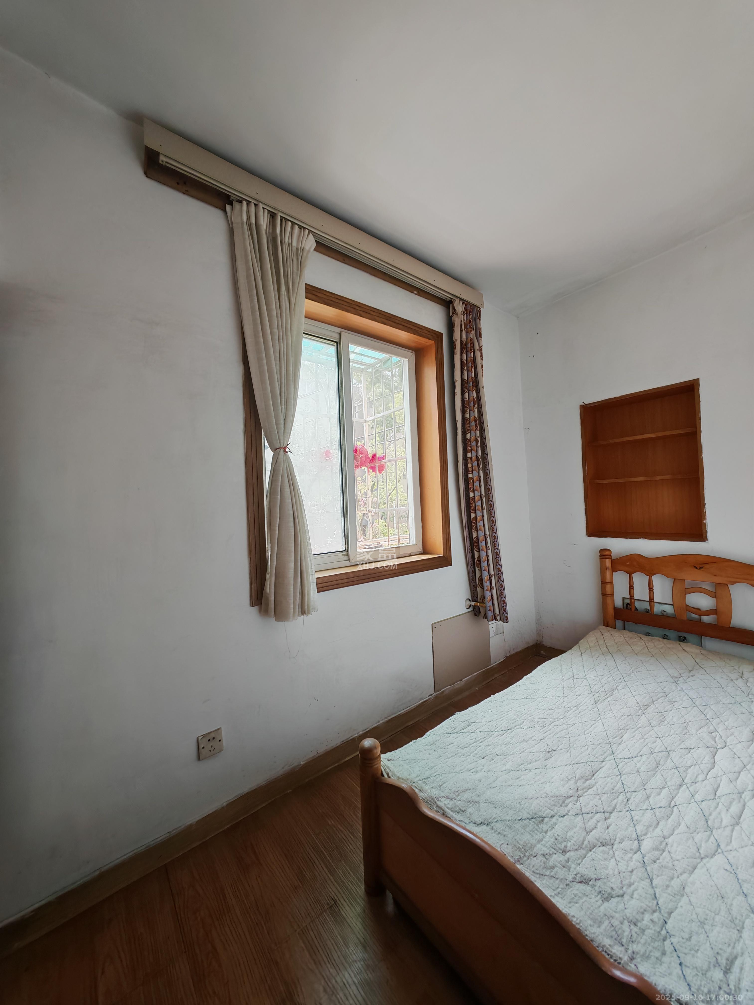 桂花二村 1室1厅1卫 1500.0元/月 桂花二村 1室1厅1卫 1500.0元/月室内图