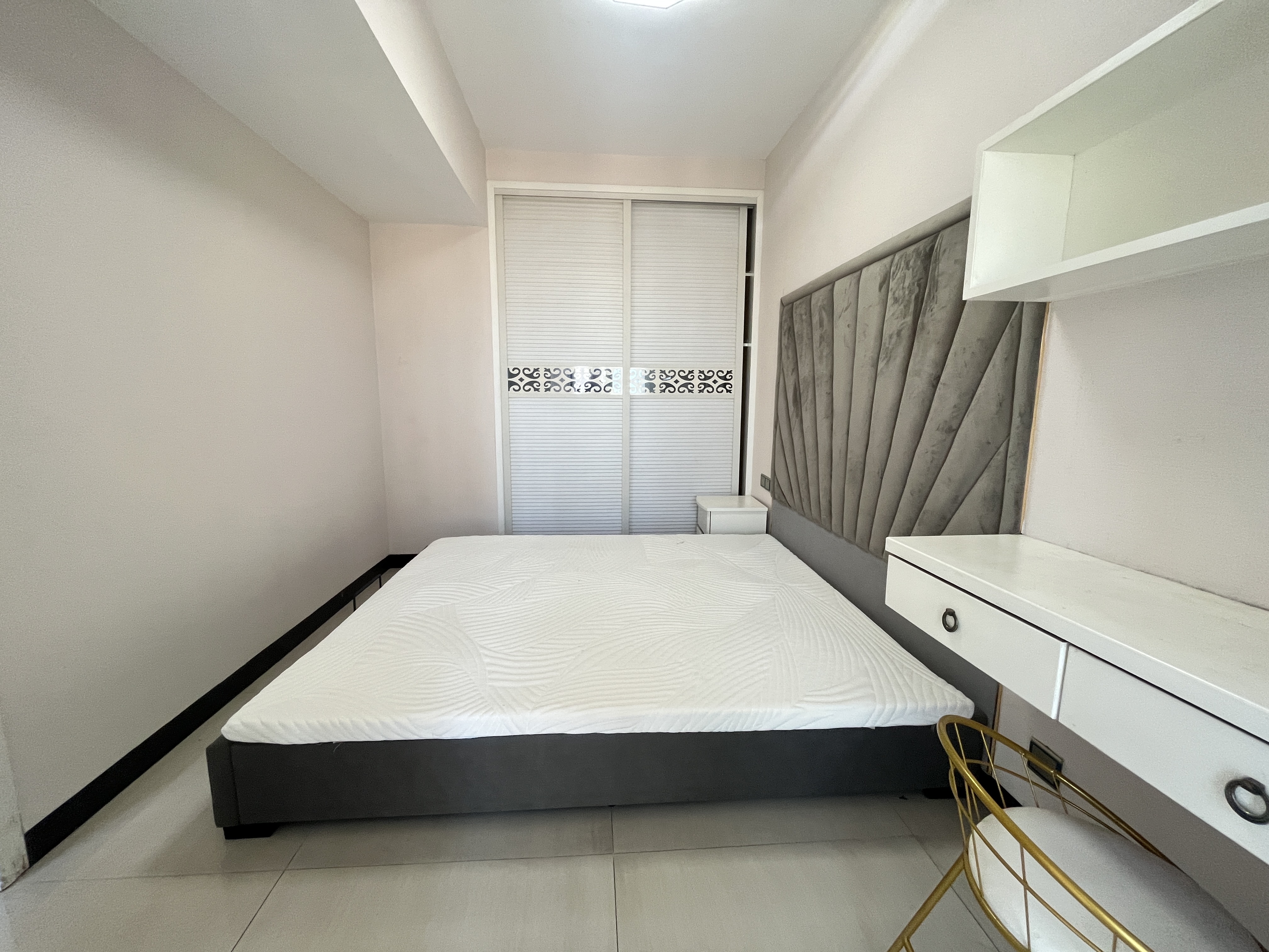 东方豪苑 2室1厅1卫 1300.0元/月 东方豪苑 2室1厅1卫 1300.0元/月室内图