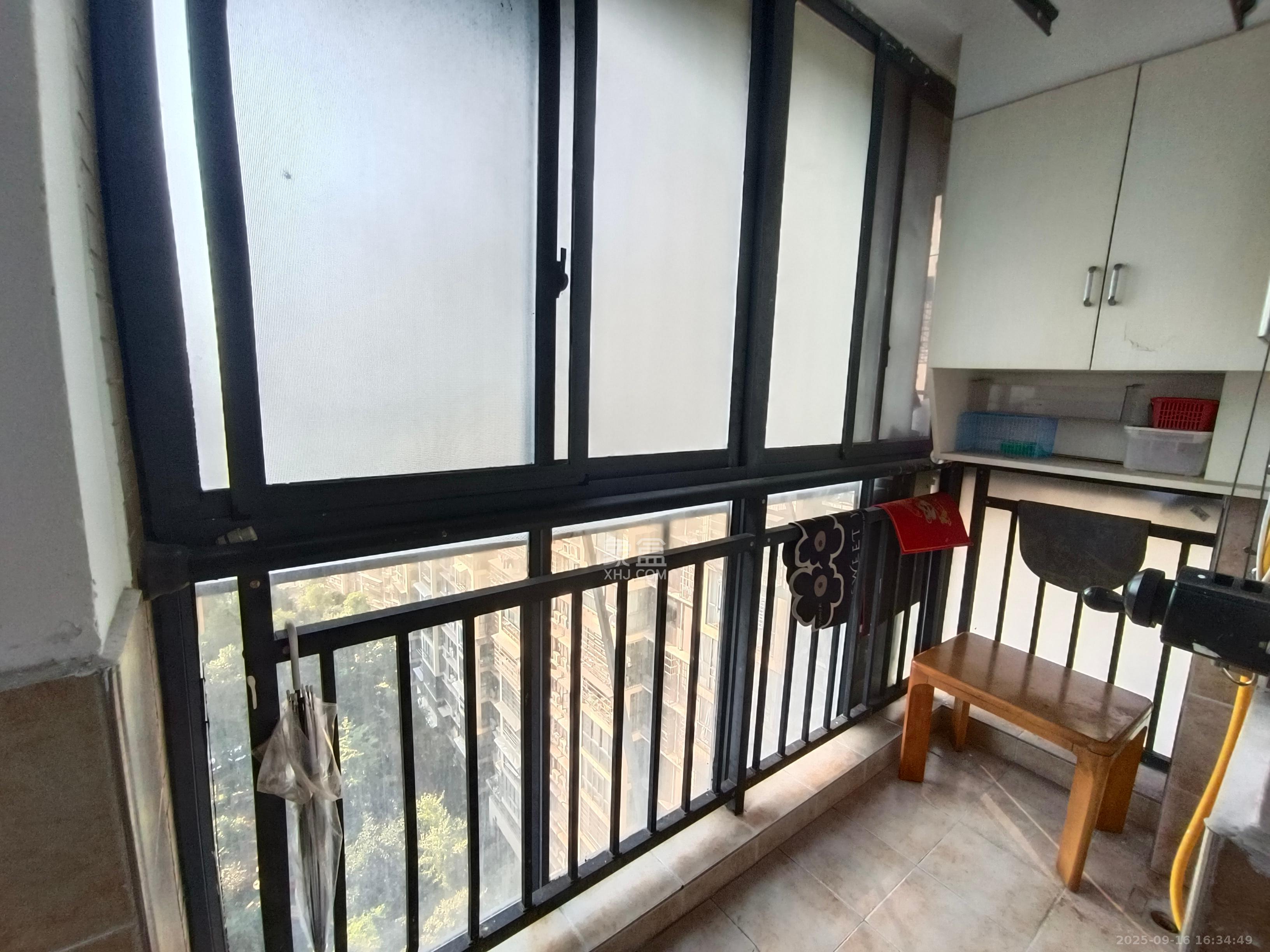 湘诚嘉园  3室2厅2卫    3000.0元/月室内图