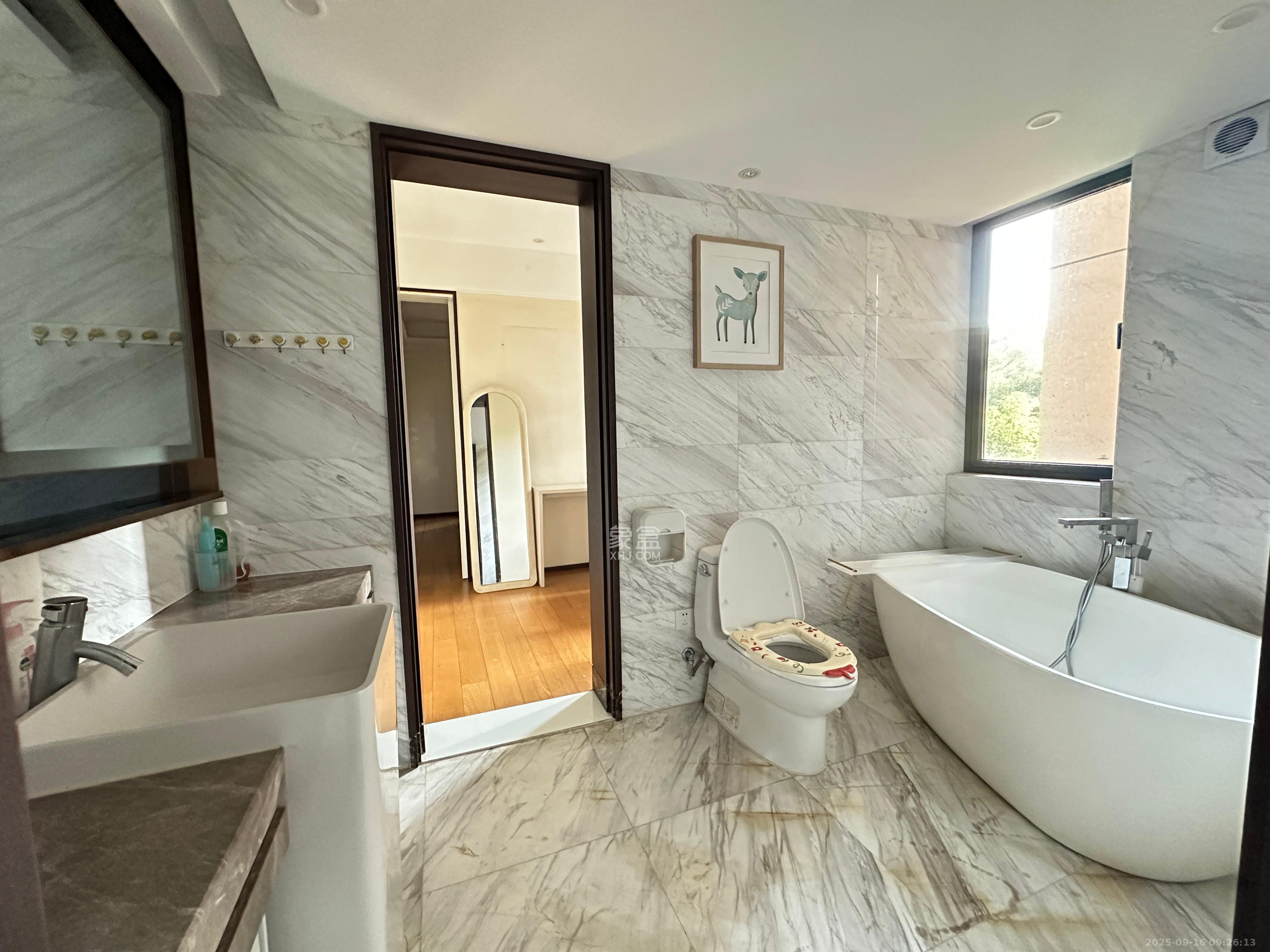 建发中央悦府 3室2厅2卫 3200.0元/月 建发中央悦府 3室2厅2卫 3200.0元/月室内图