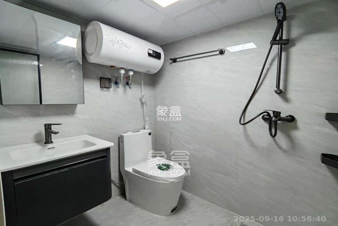 保利中环广场(保利中悦苑) 1室1厅1卫 1500.0元/月 保利中环广场(保利中悦苑) 1室1厅1卫 1500.0元/月室内图