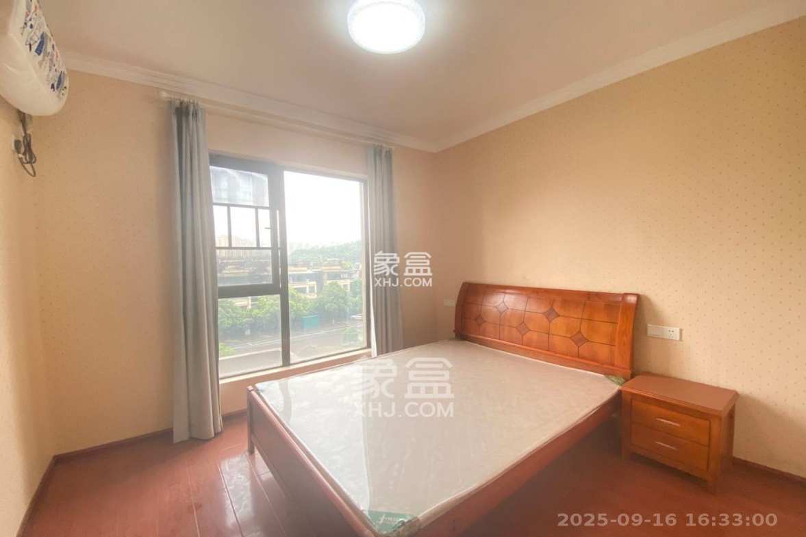 卓越蔚蓝城邦 3室2厅2卫 2100.0元/月 卓越蔚蓝城邦 3室2厅2卫 2100.0元/月室内图