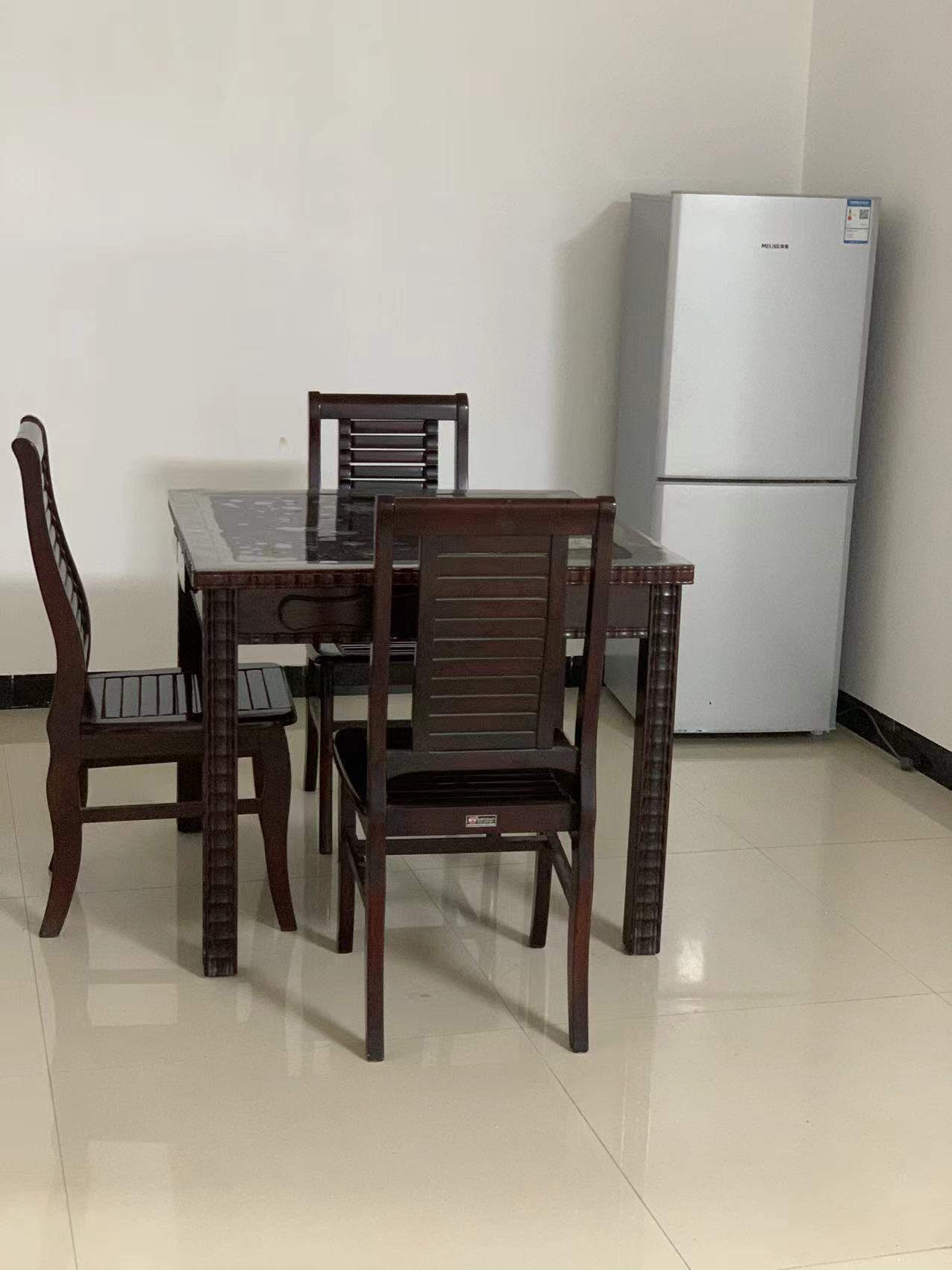 金柘北区  3室2厅1卫   1500.00元/月室内图