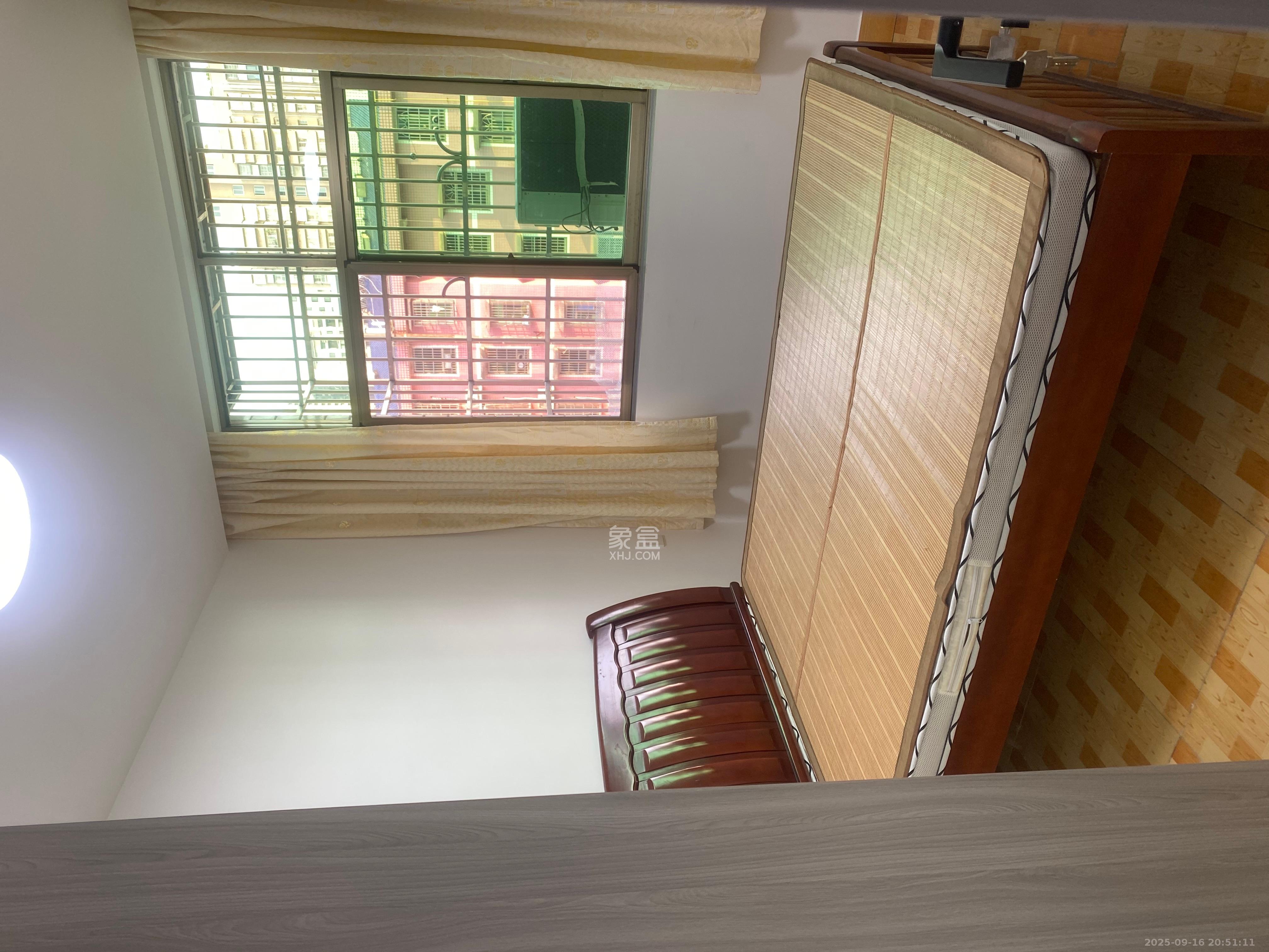 圭塘小区(圭塘一、二小区) 1室0厅0卫 1400.0元/月 圭塘小区(圭塘一、二小区) 1室0厅0卫 1400.0元/月室内图