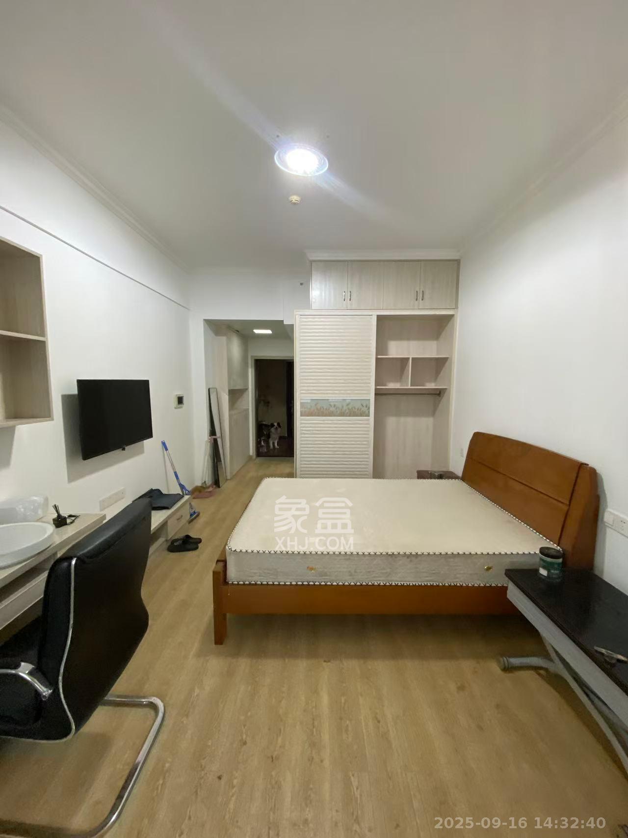 长房天翼未来城 1室1厅1卫 1500.0元/月 长房天翼未来城 1室1厅1卫 1500.0元/月室内图