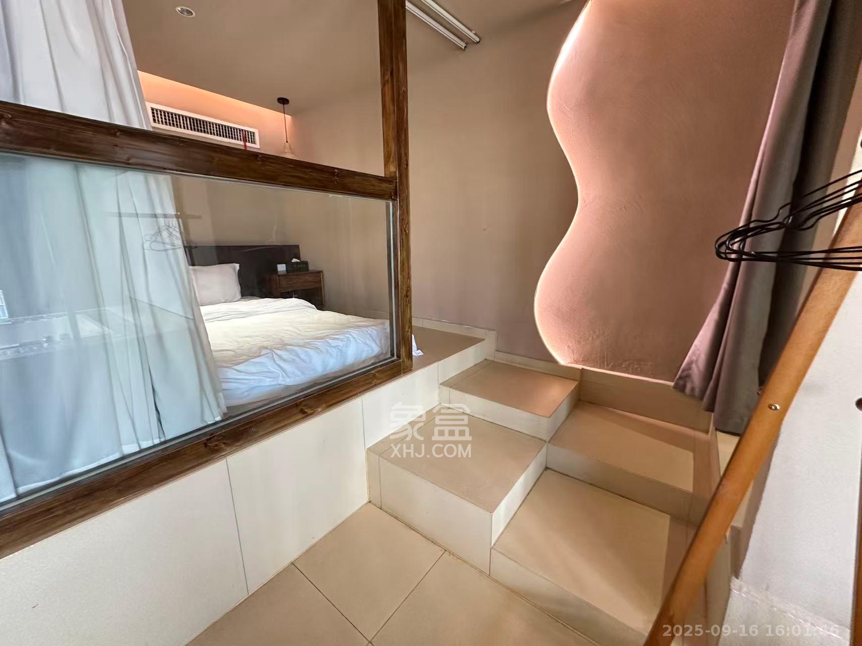 保利国际广场 1室1厅1卫 2000.0元/月 保利国际广场 1室1厅1卫 2000.0元/月室内图