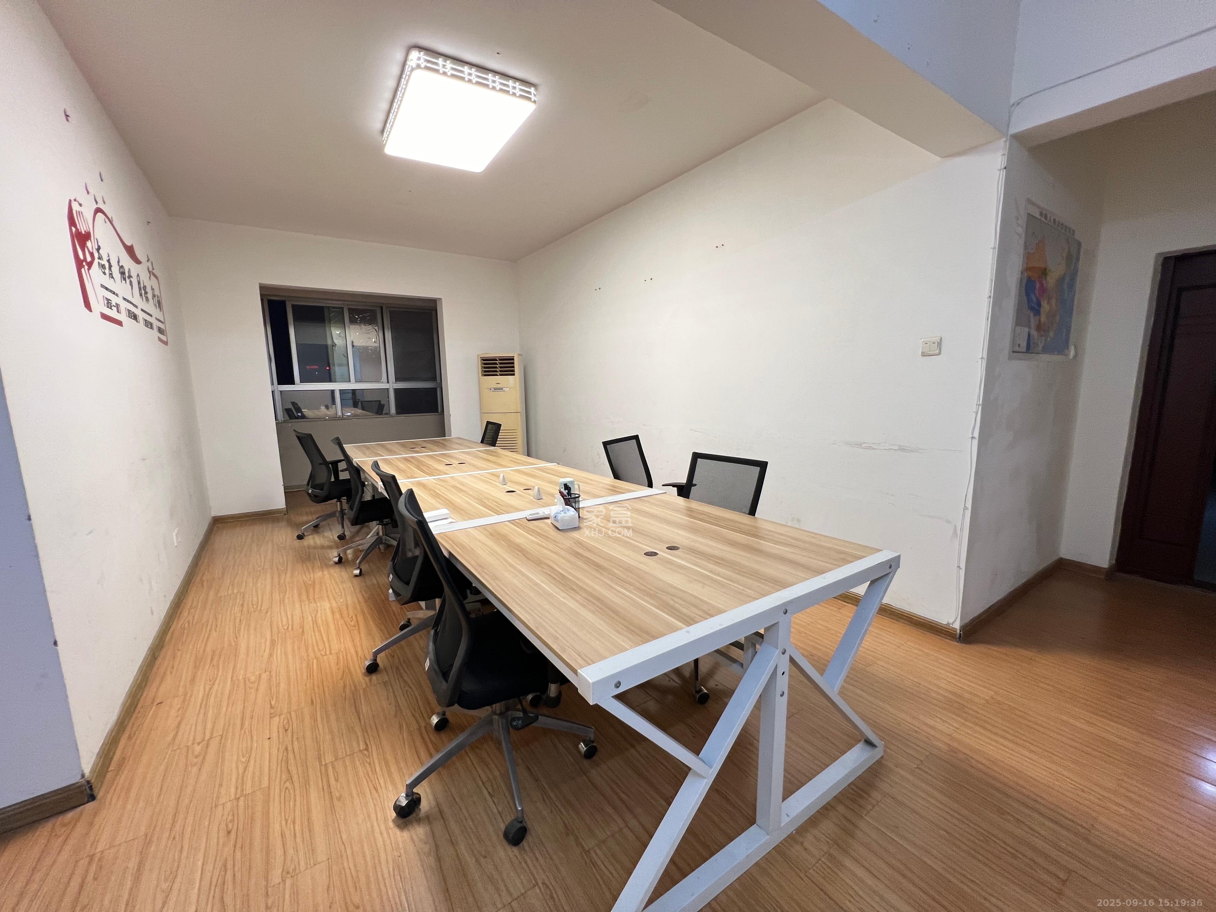 上河国际B座 1室2厅1卫 2200.0元/月 上河国际B座 1室2厅1卫 2200.0元/月室内图