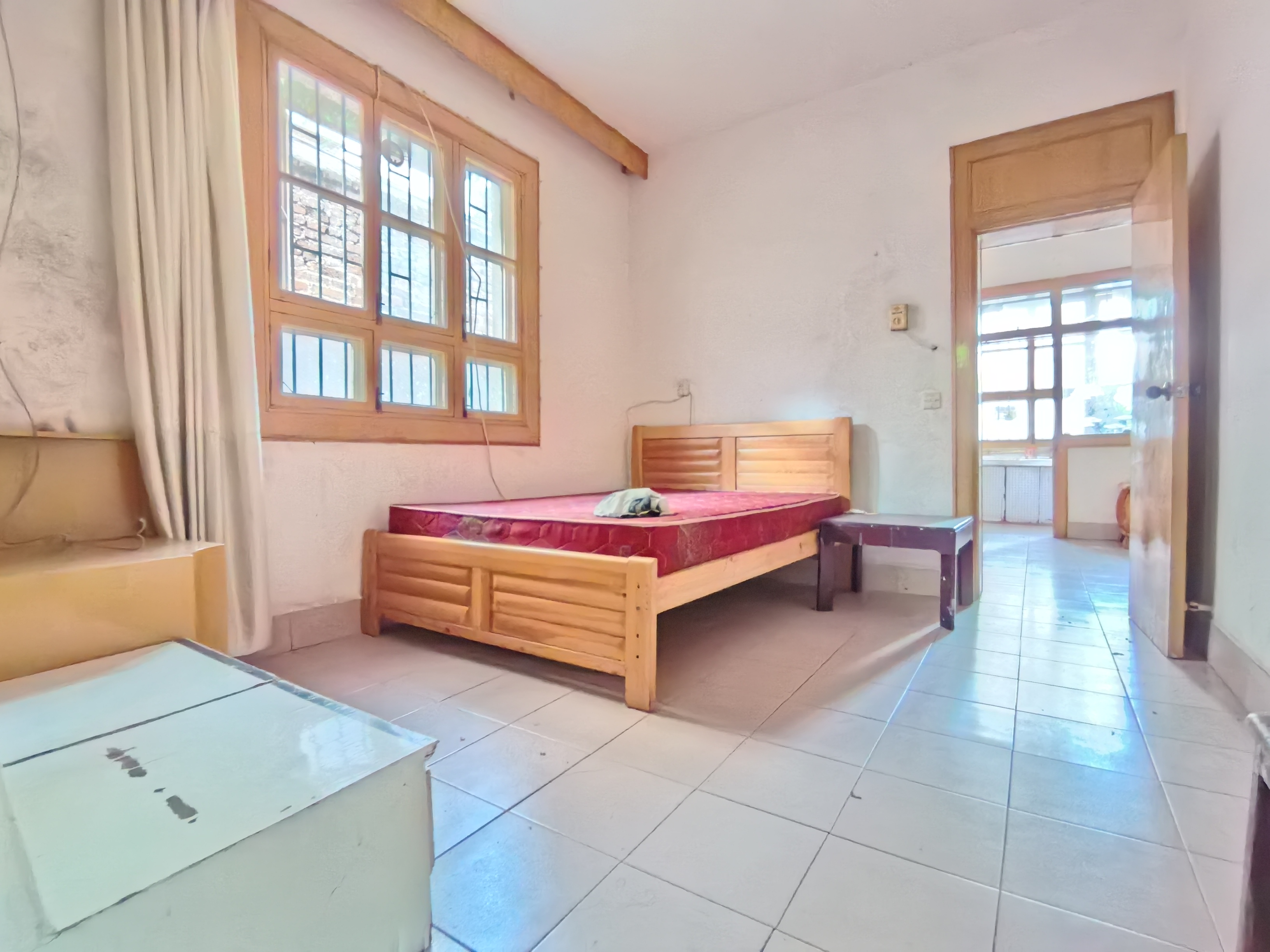 三中(校内)家属院 1室0厅0卫 2000.0元/月 三中(校内)家属院 1室0厅0卫 2000.0元/月室内图