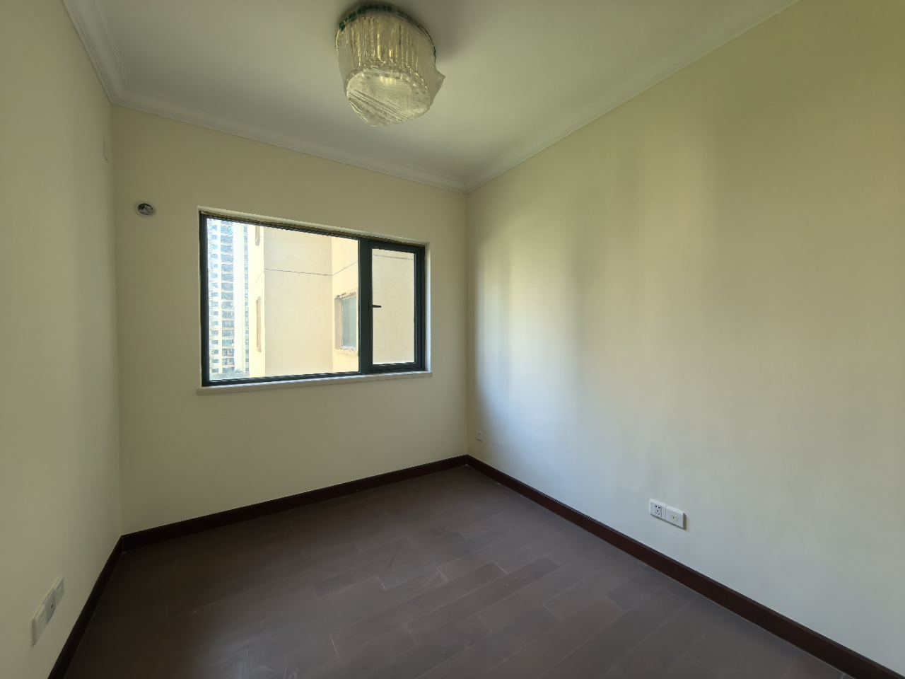 恒大绿洲 3室2厅2卫 1500.0元/月 恒大绿洲 3室2厅2卫 1500.0元/月室内图