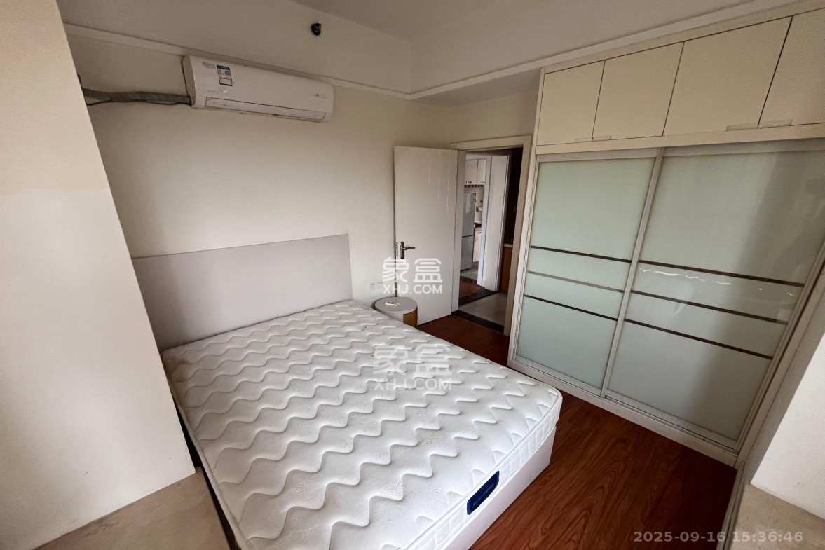 中建信和城  1室1厅1卫    1800.0元/月 中建信和城  1室1厅1卫    1800.0元/月室内图