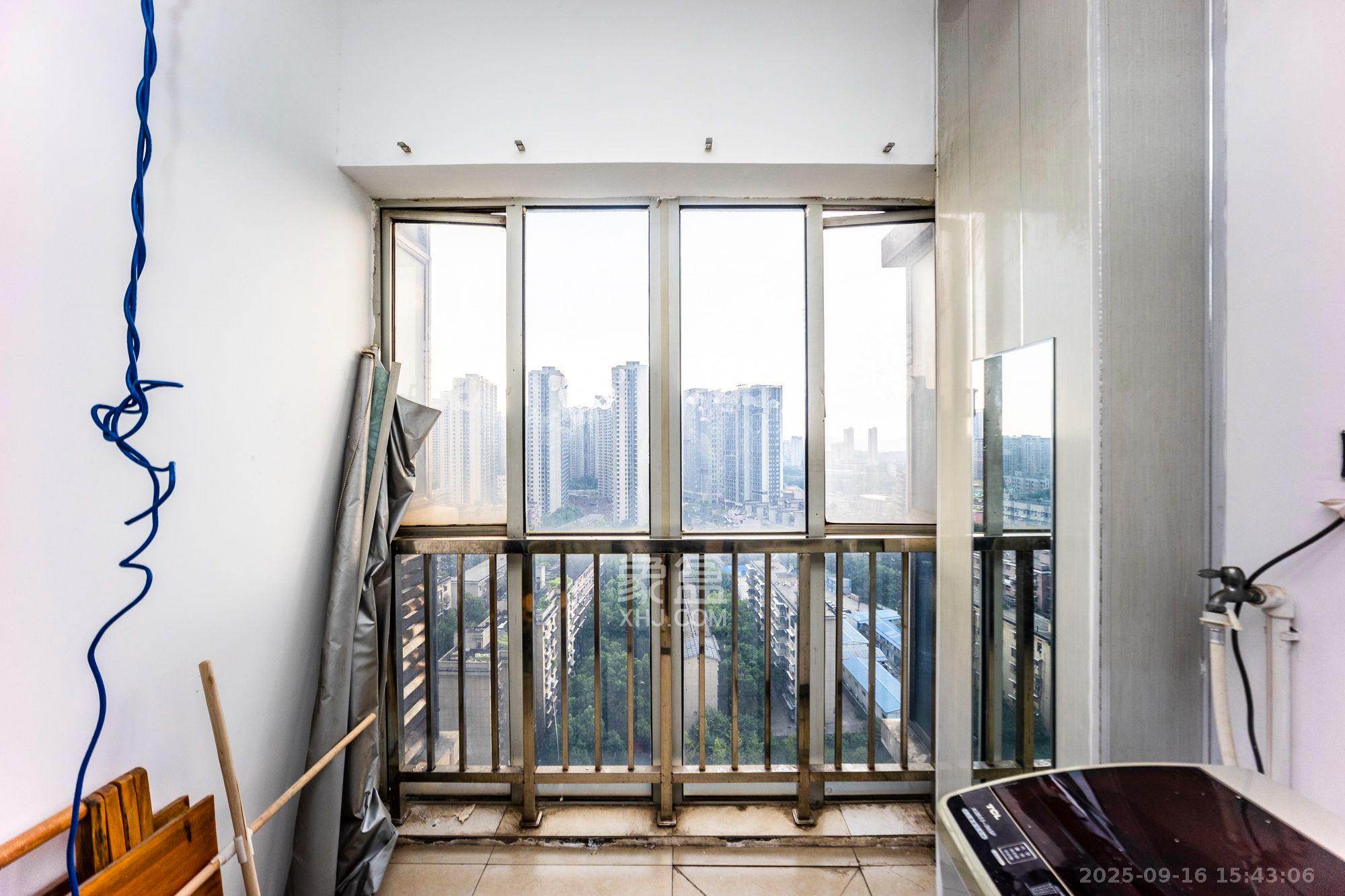 中远公馆 1室1厅1卫 2300.0元/月 中远公馆 1室1厅1卫 2300.0元/月室内图