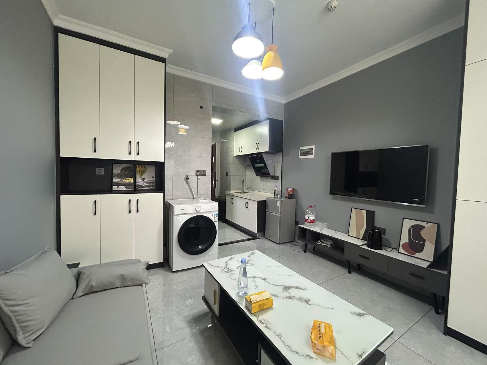 金钟大雁城  1室1厅1卫    1700.0元/月 金钟大雁城  1室1厅1卫    1700.0元/月户型图