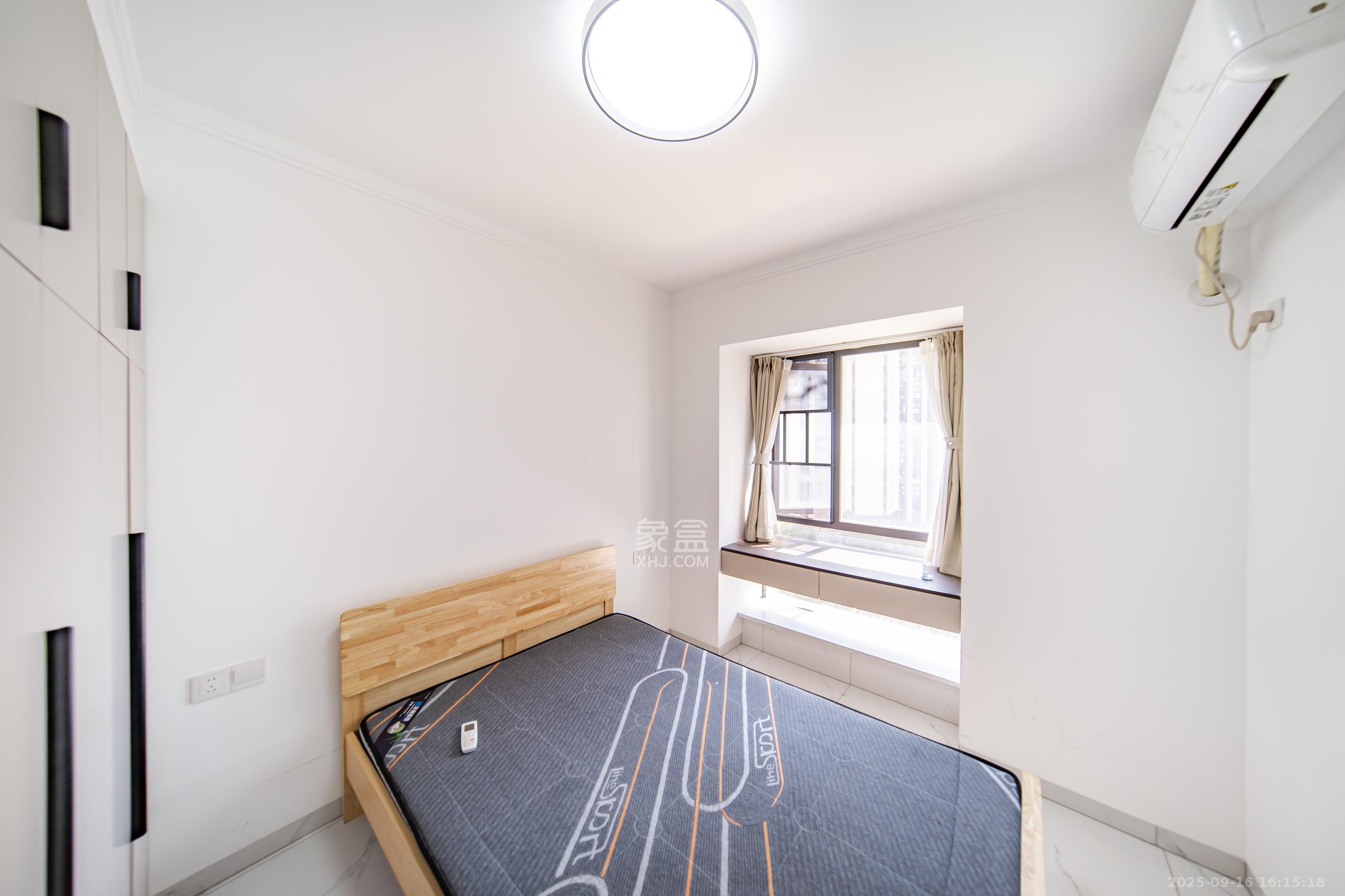 兰亭湾畔 3室2厅1卫 109.0万 兰亭湾畔 3室2厅1卫 109.0万卧室