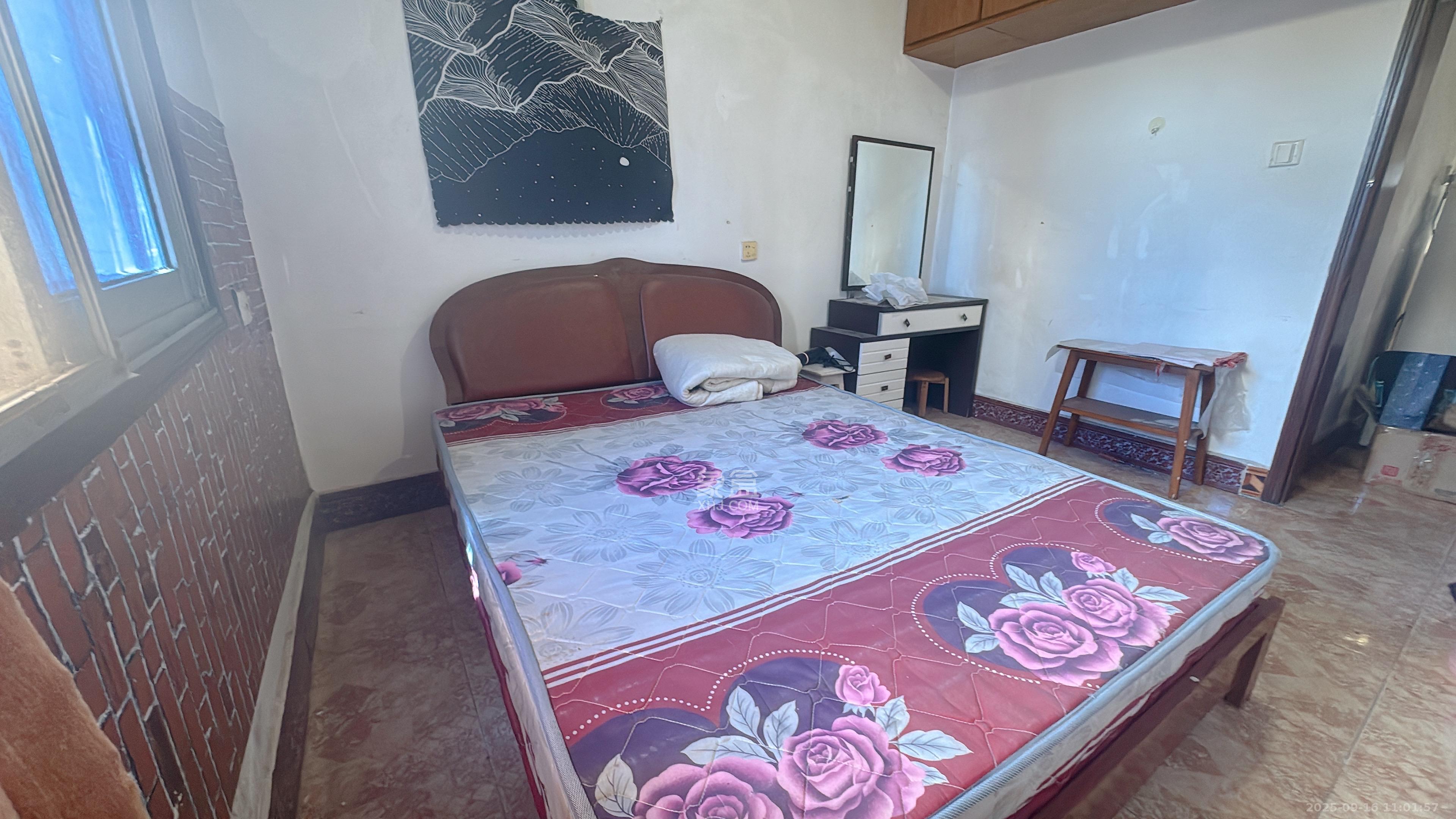 吉景小区  2室1厅1卫    1300.0元/月室内图