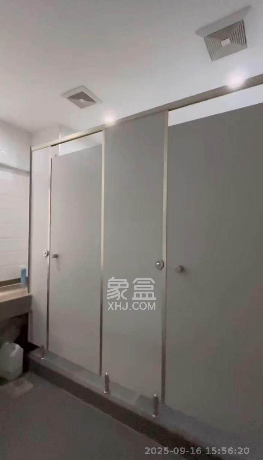 东怡外国(南湖一号) 1室1厅1卫 4800.0元/月 东怡外国(南湖一号) 1室1厅1卫 4800.0元/月室内图