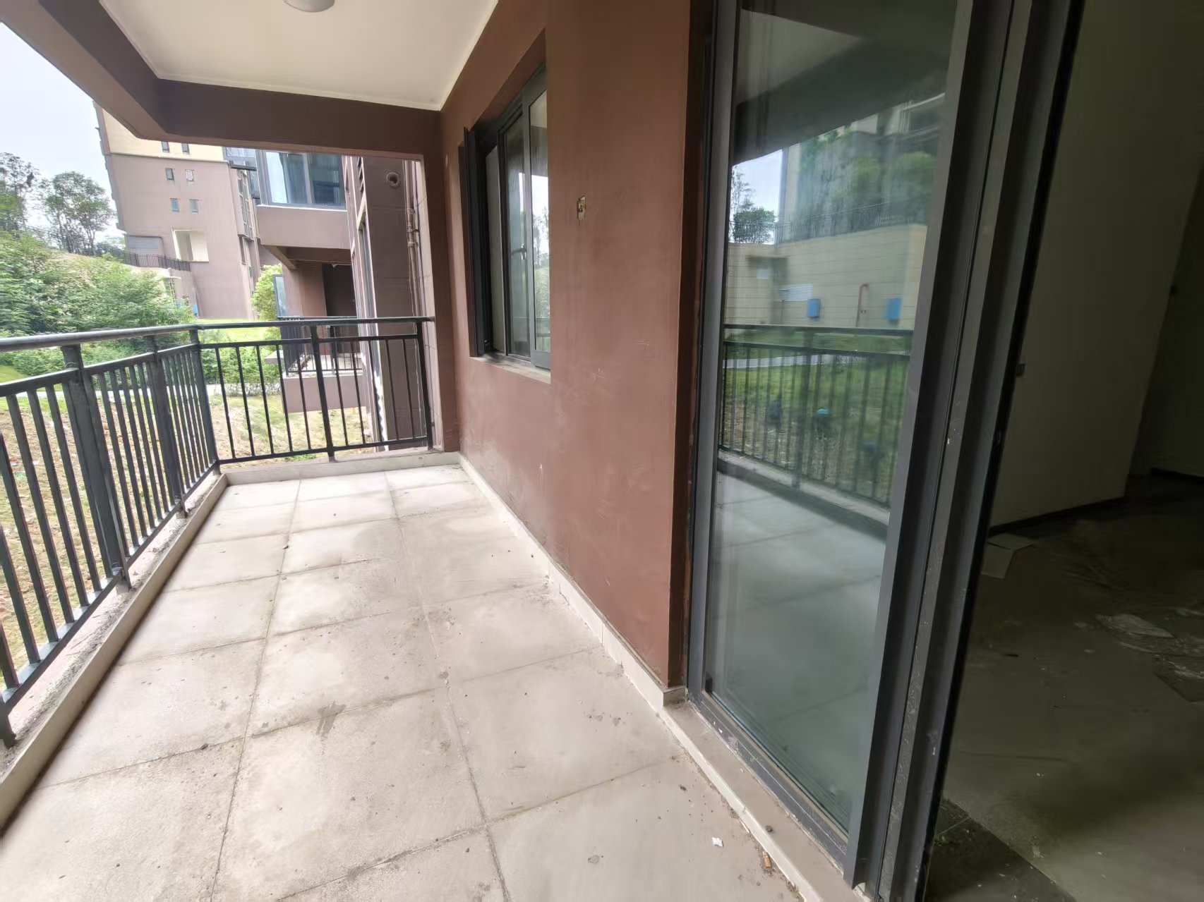 碧桂园梓山府  3室2厅2卫    1400.0元/月室内图