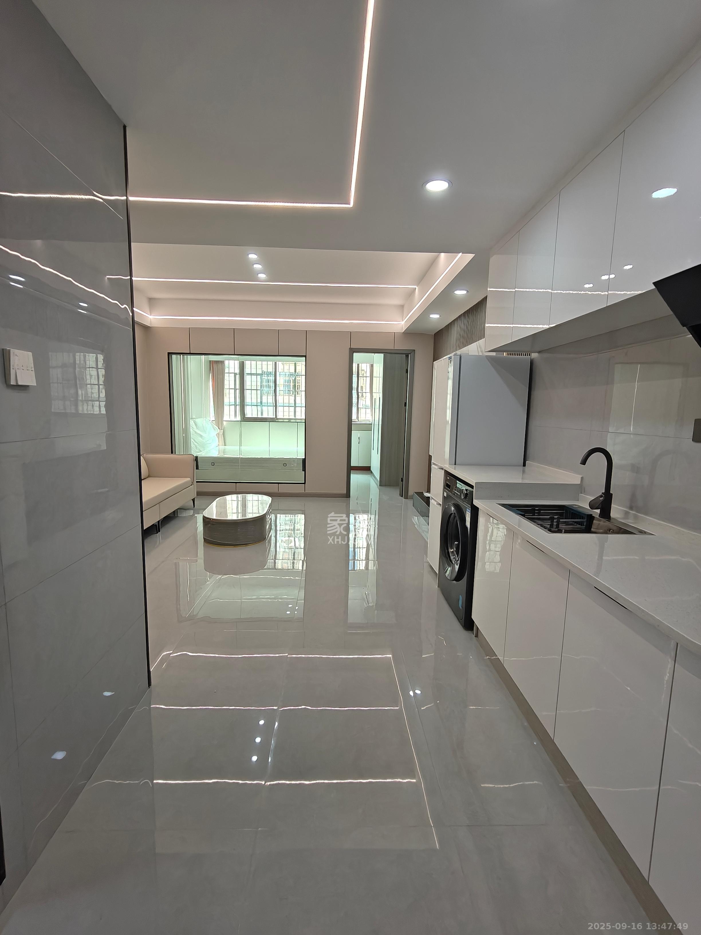 上城星座  1室1厅1卫    2700.0元/月 上城星座  1室1厅1卫    2700.0元/月