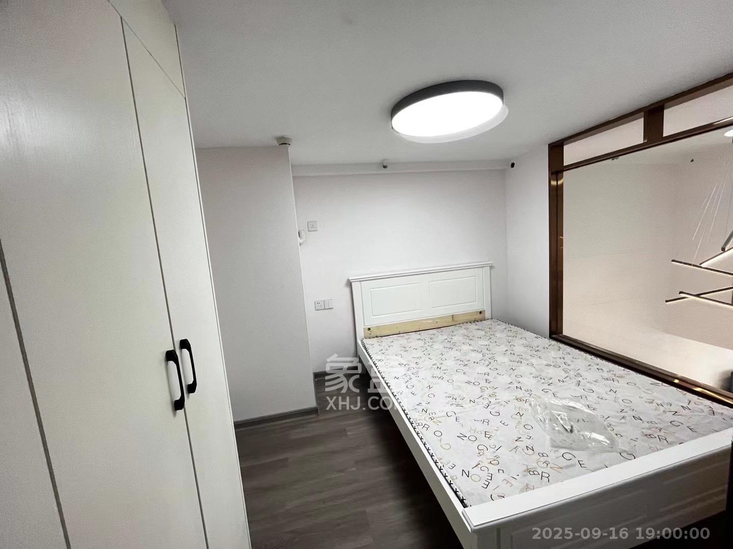 明昇壹城（明昇时代广场）三期  1室1厅1卫    2300.0元/月室内图