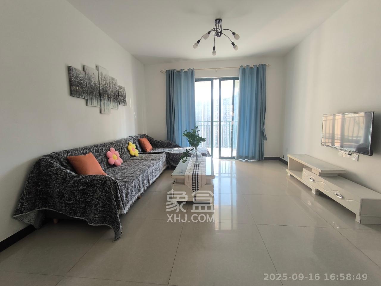 洋湖时代  4室2厅2卫    3000.0元/月 洋湖时代  4室2厅2卫    3000.0元/月