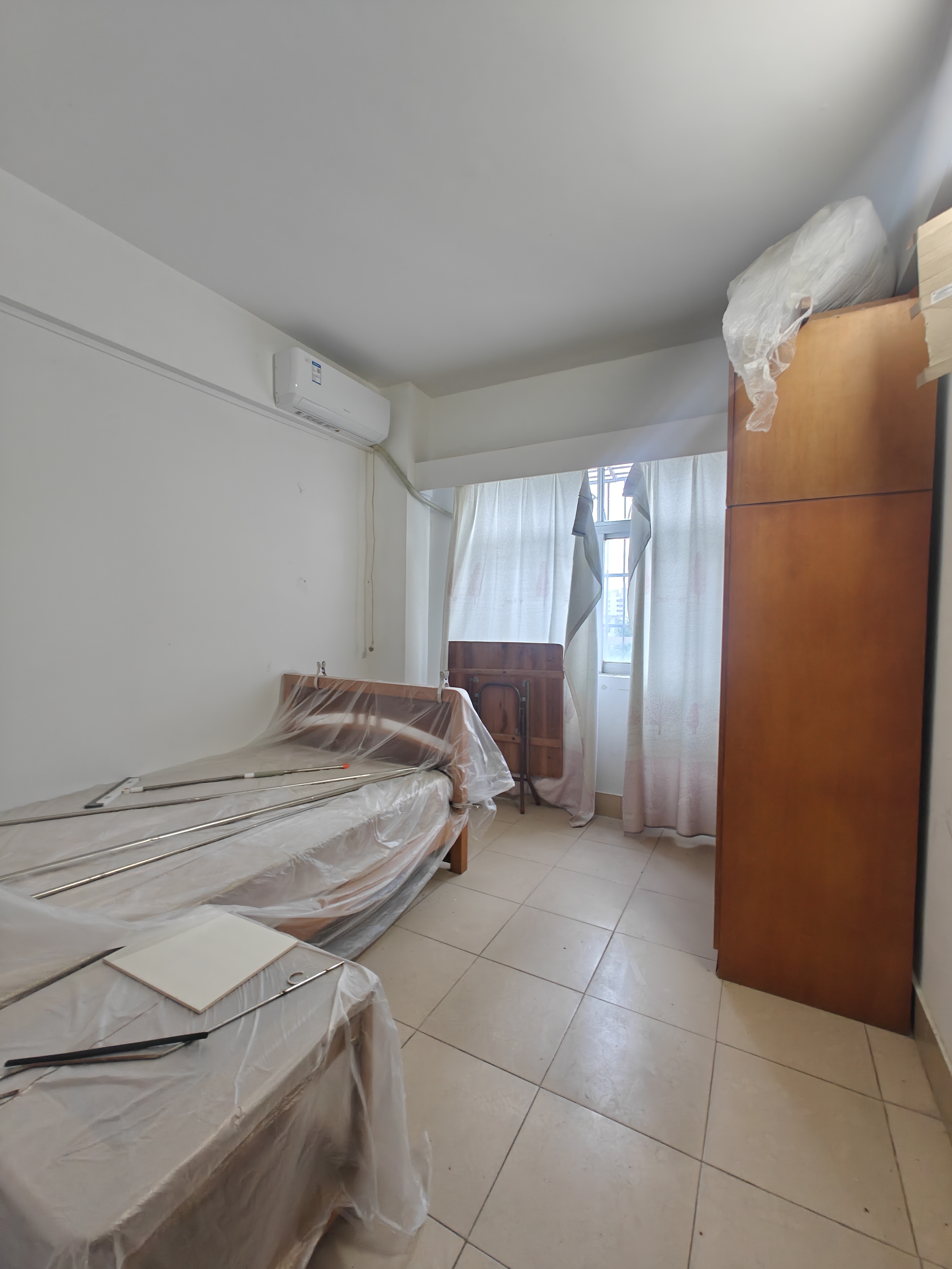 高速路小区 2室2厅1卫 2000.0元/月 高速路小区 2室2厅1卫 2000.0元/月室内图