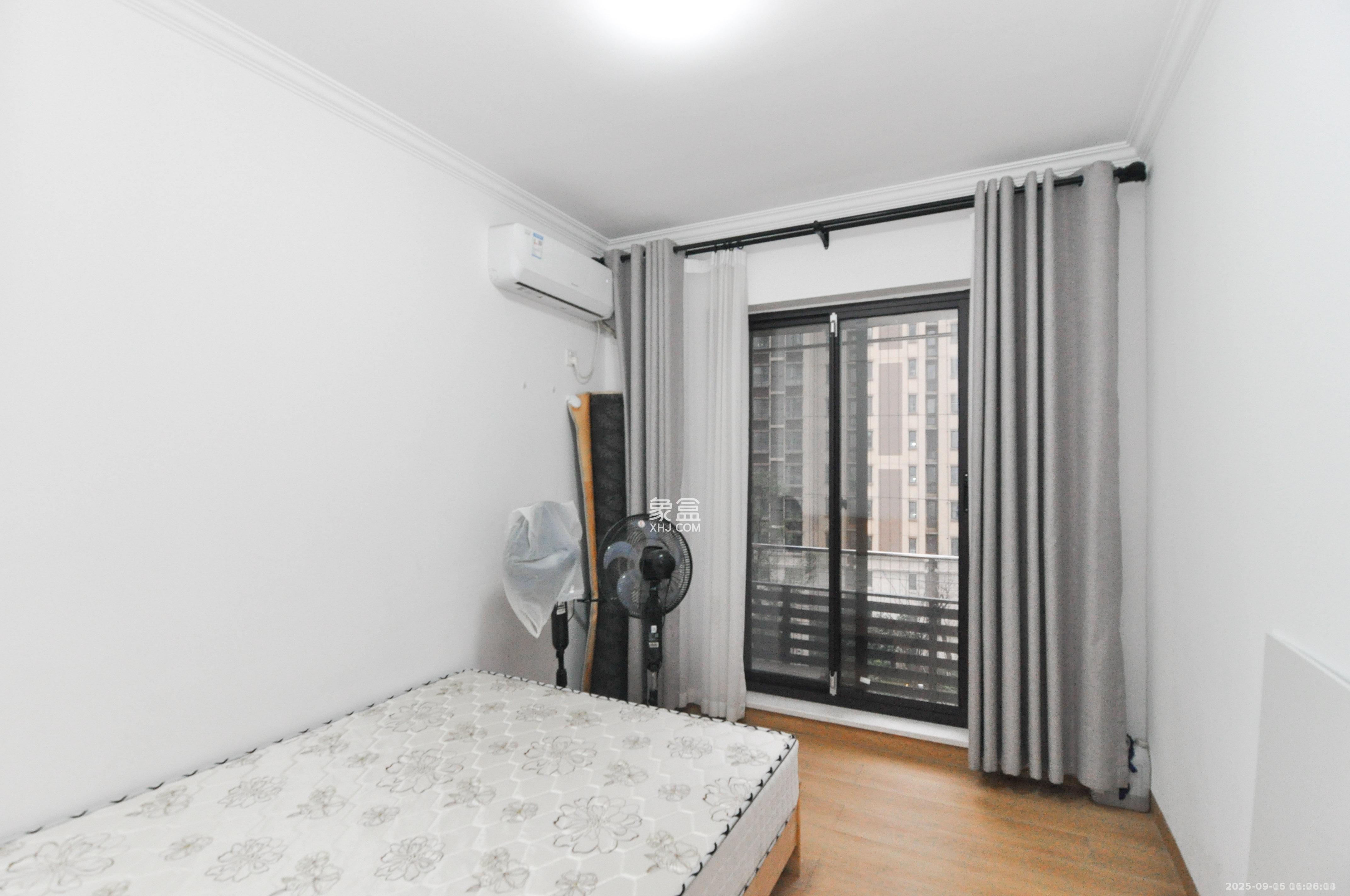 振业城三期 4室2厅2卫 3500.0元/月 振业城三期 4室2厅2卫 3500.0元/月室内图