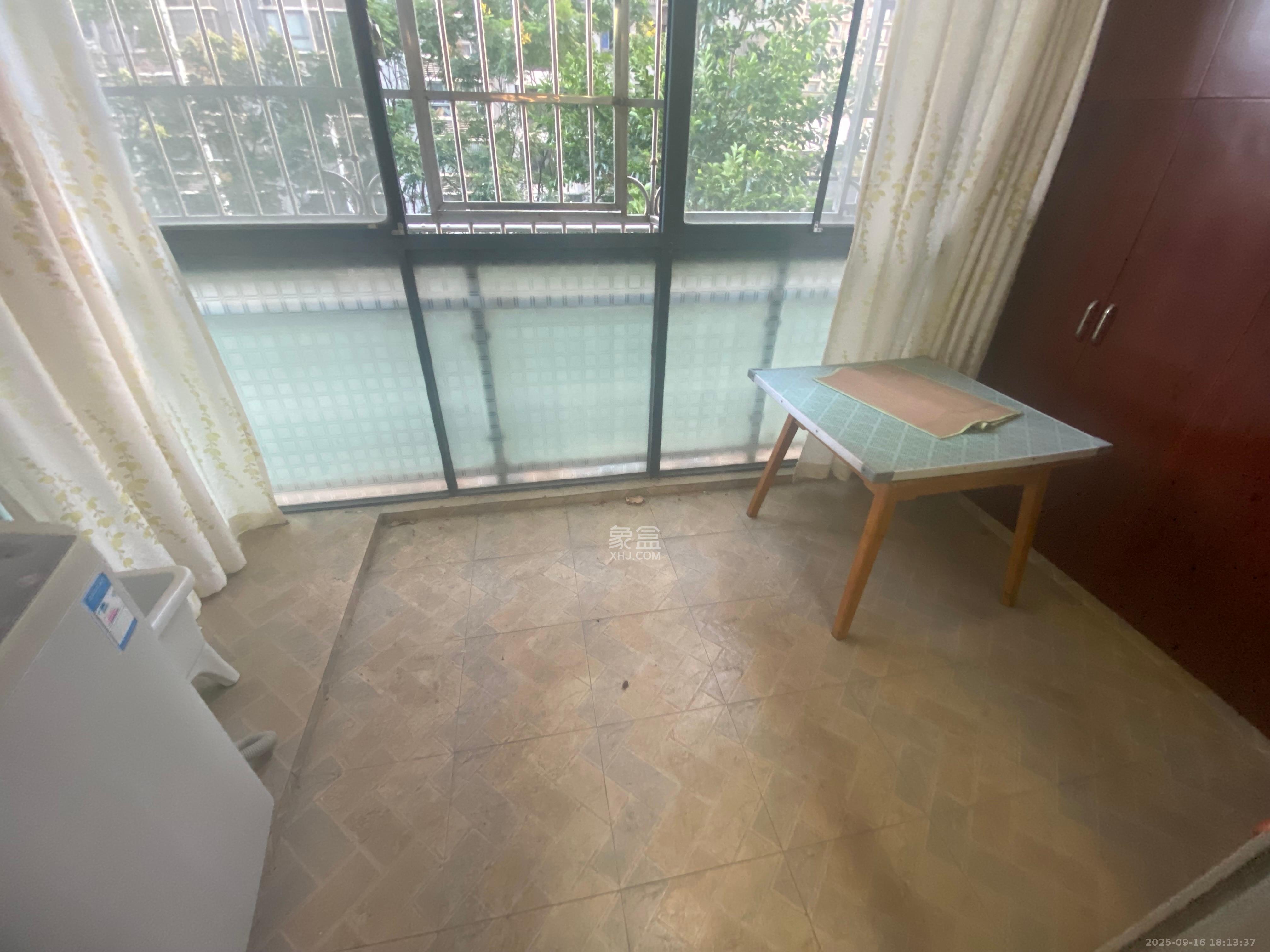 尚都花园城 2室1厅1卫 1600.0元/月 尚都花园城 2室1厅1卫 1600.0元/月室内图