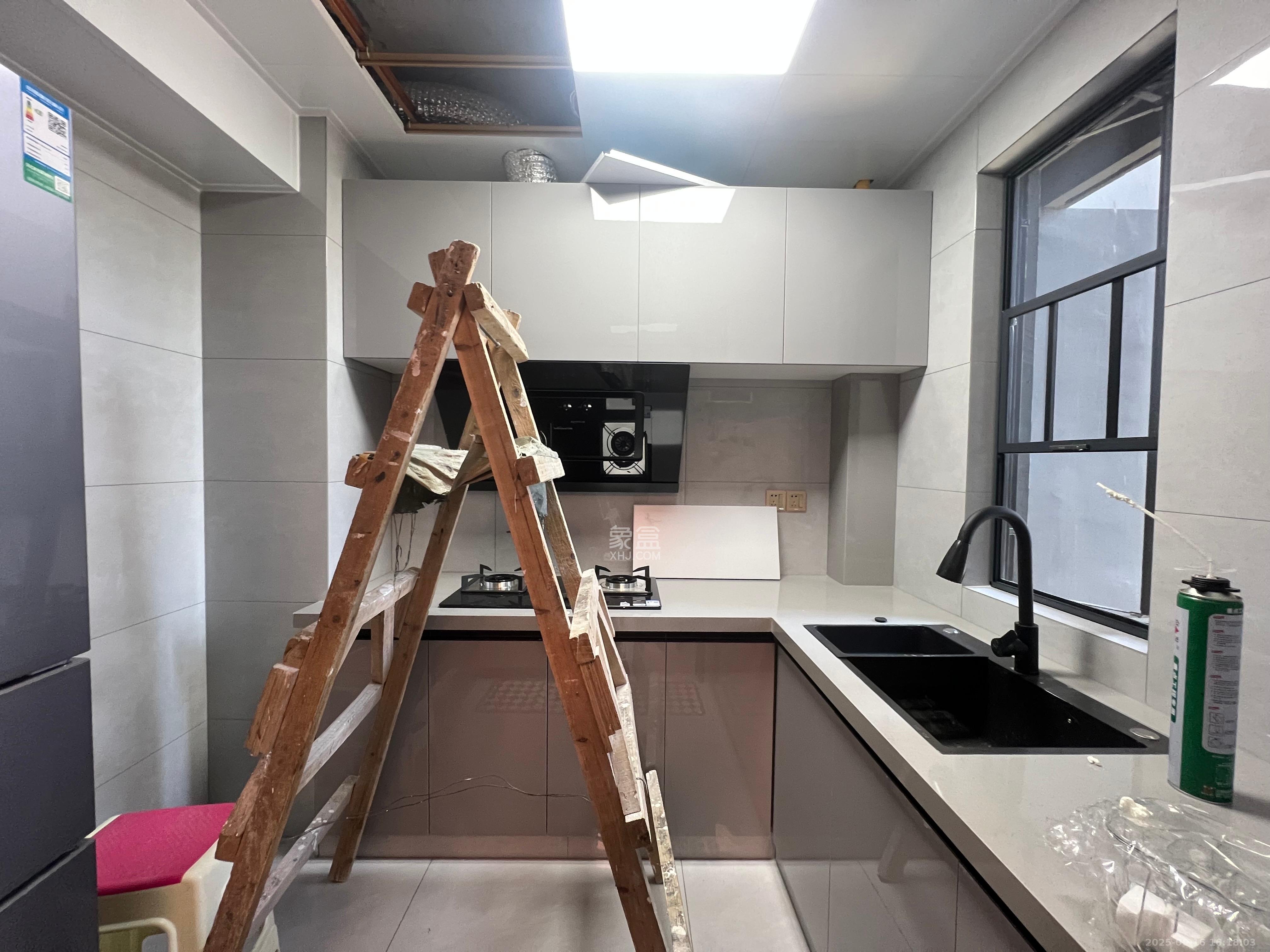 谷山景苑  2室1厅1卫    1400.0元/月室内图