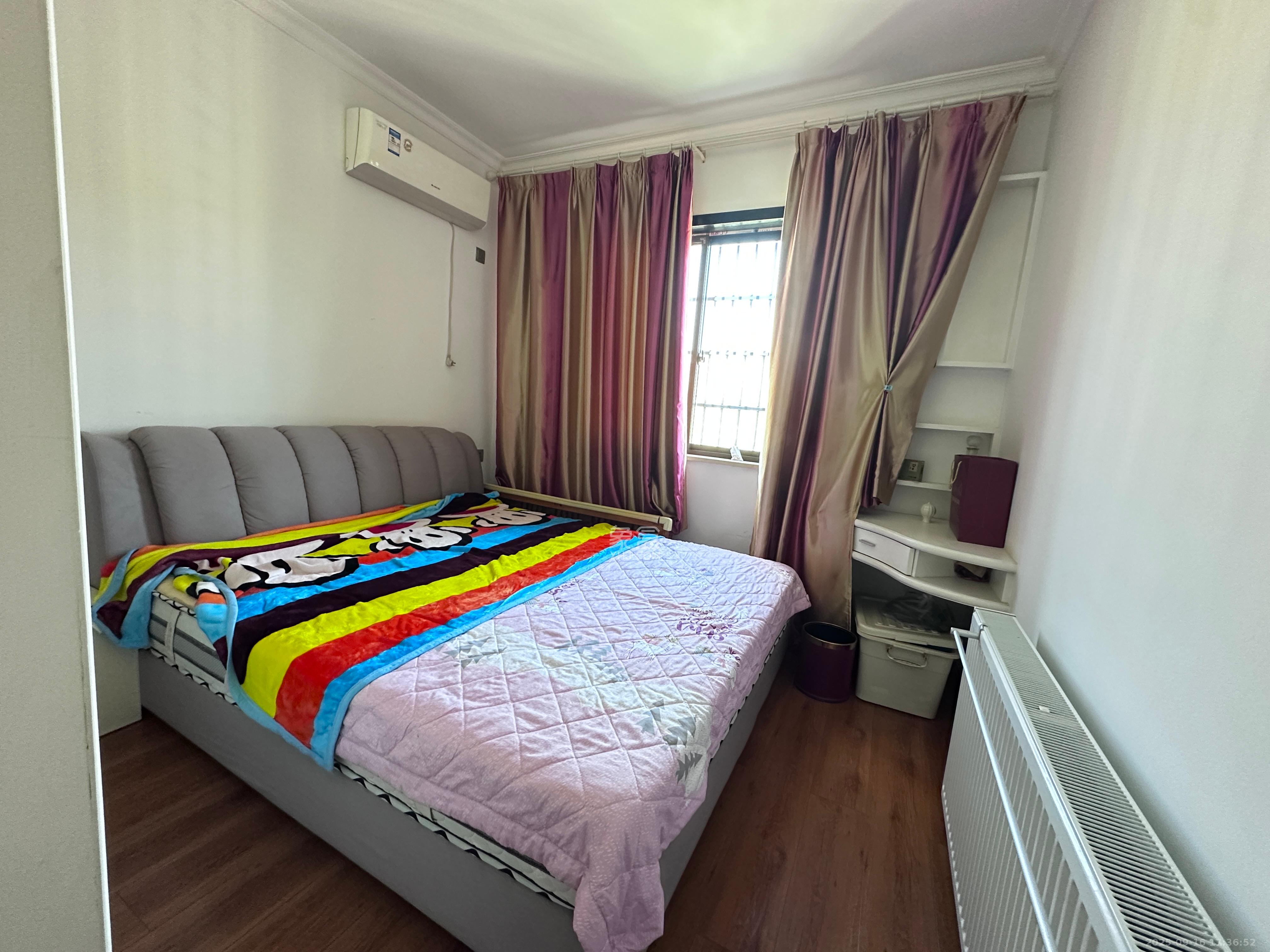 联丰苑  3室2厅2卫    2400.0元/月室内图