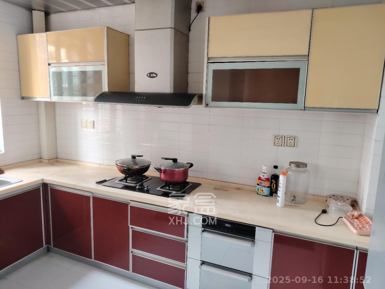 世嘉国际华城  4室2厅1卫    3200.0元/月室内图