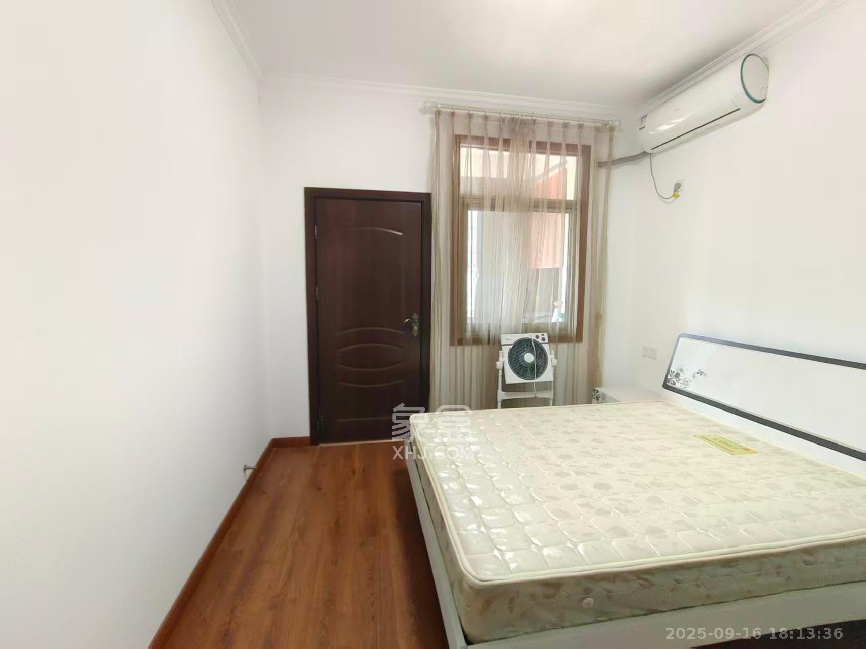 爱民路省工商局宿舍  3室2厅2卫    2400.0元/月室内图