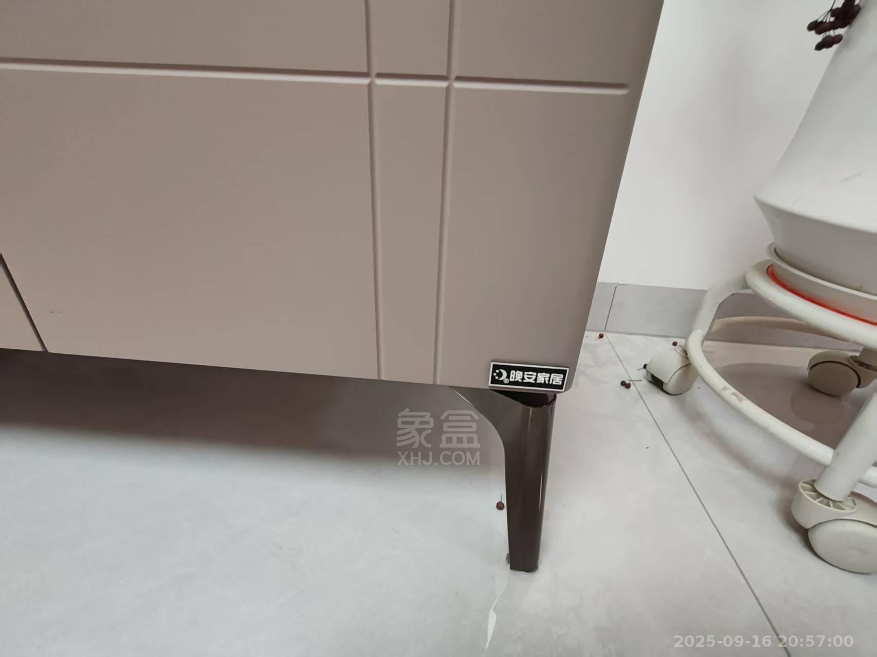 奥园广场  3室2厅2卫    2600.0元/月室内图