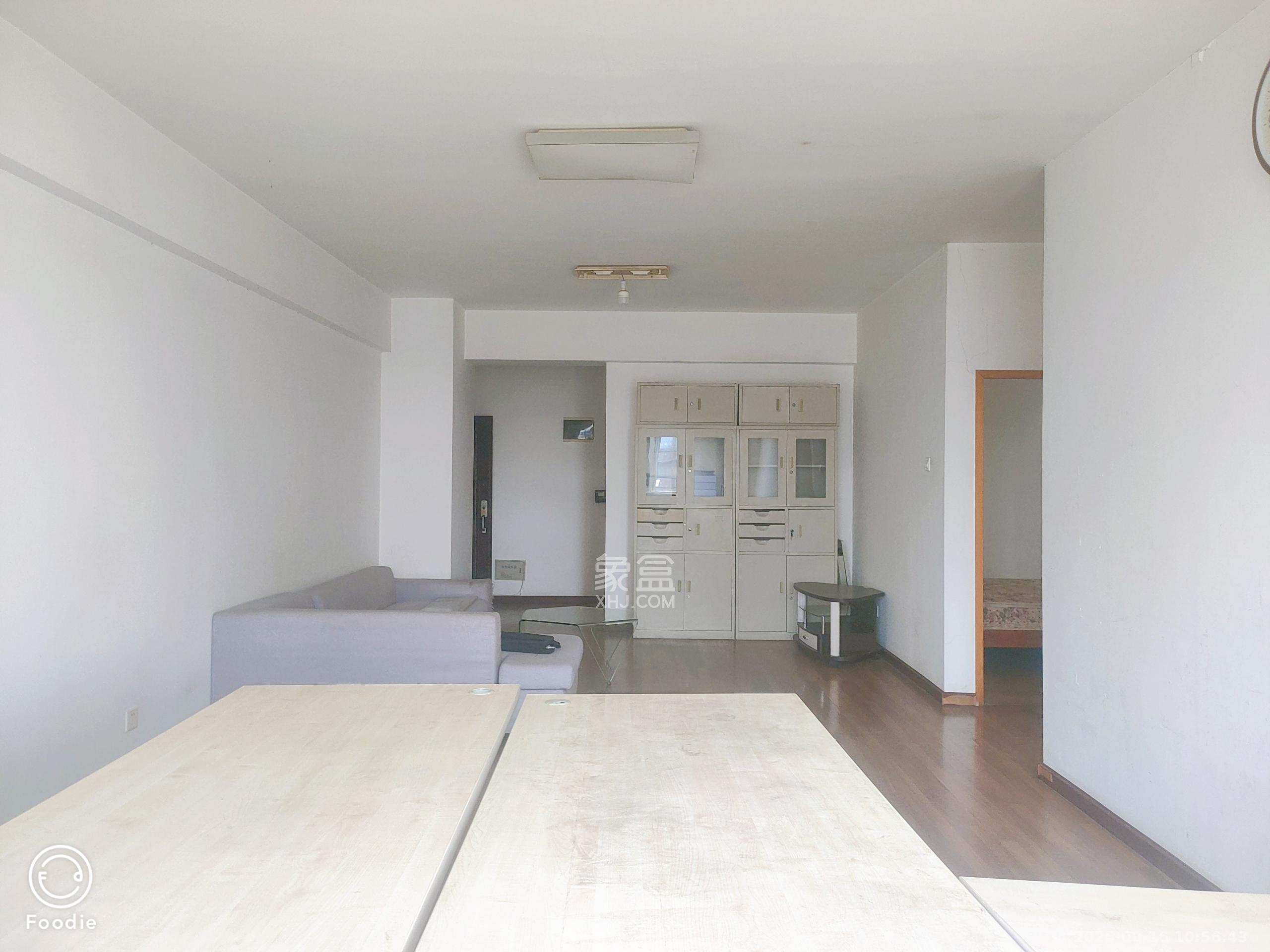 建鸿达现代城  1室0厅0卫    2800.0元/月室内图