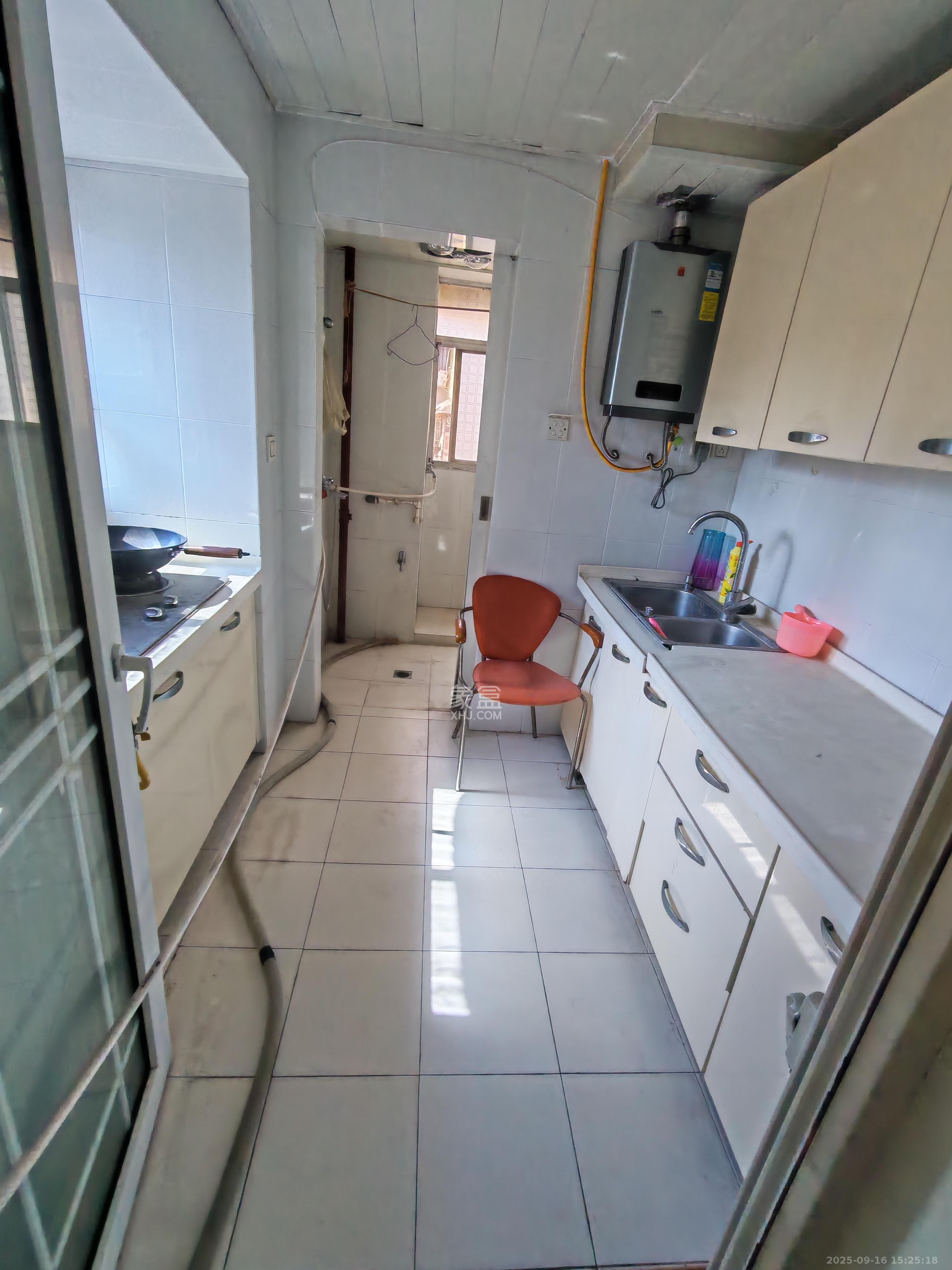 桐荫里社区 1室0厅0卫 1600.0元/月 桐荫里社区 1室0厅0卫 1600.0元/月室内图