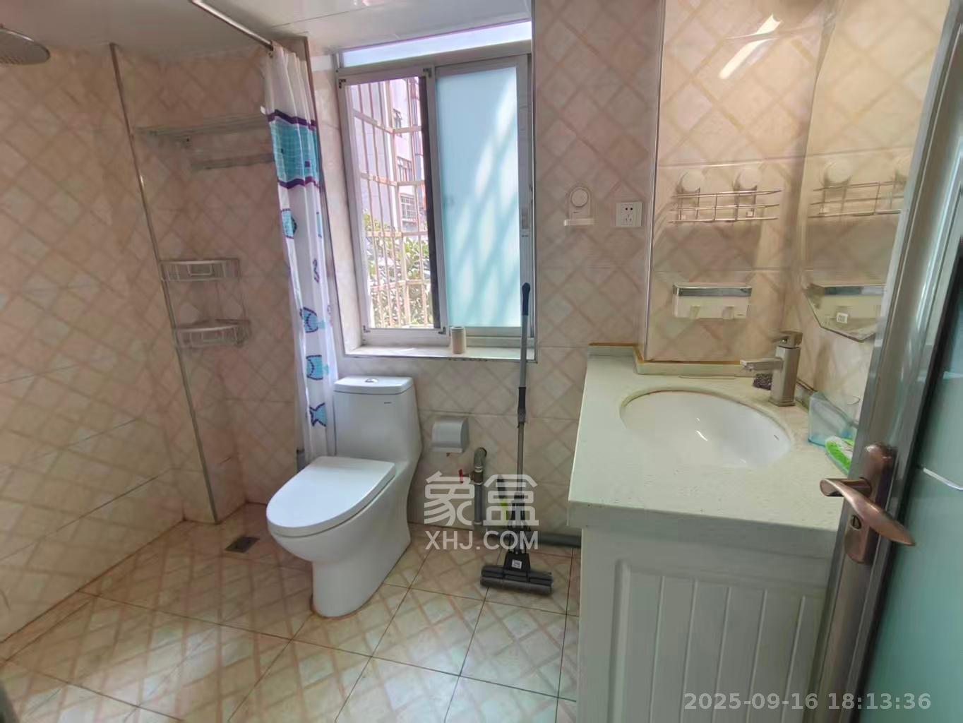 爱民路省工商局宿舍  3室2厅2卫    2400.0元/月室内图