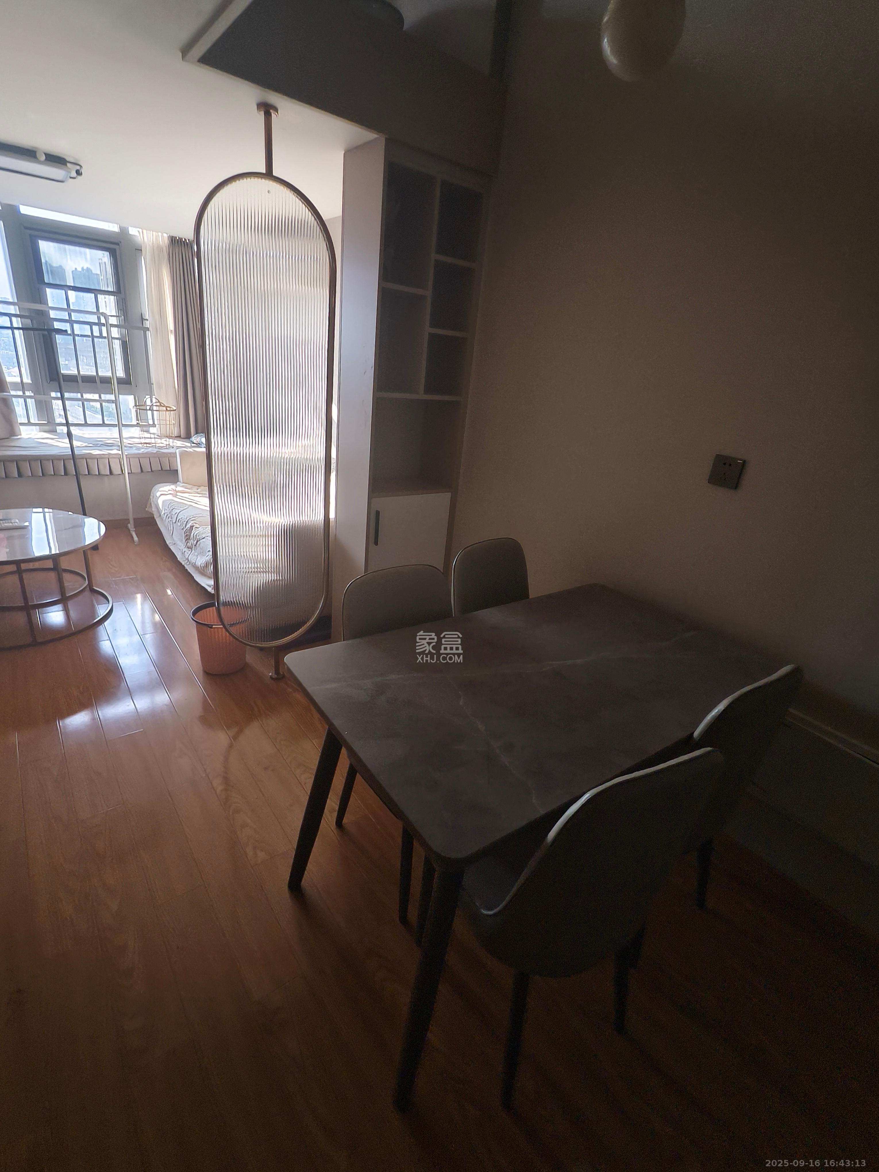 阳光城檀悦 2室1厅1卫 3000.0元/月 阳光城檀悦 2室1厅1卫 3000.0元/月室内图