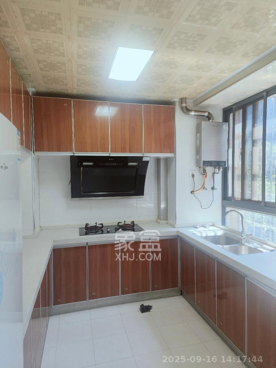 奥莱名邸 3室2厅1卫 1800.0元/月 奥莱名邸 3室2厅1卫 1800.0元/月室内图