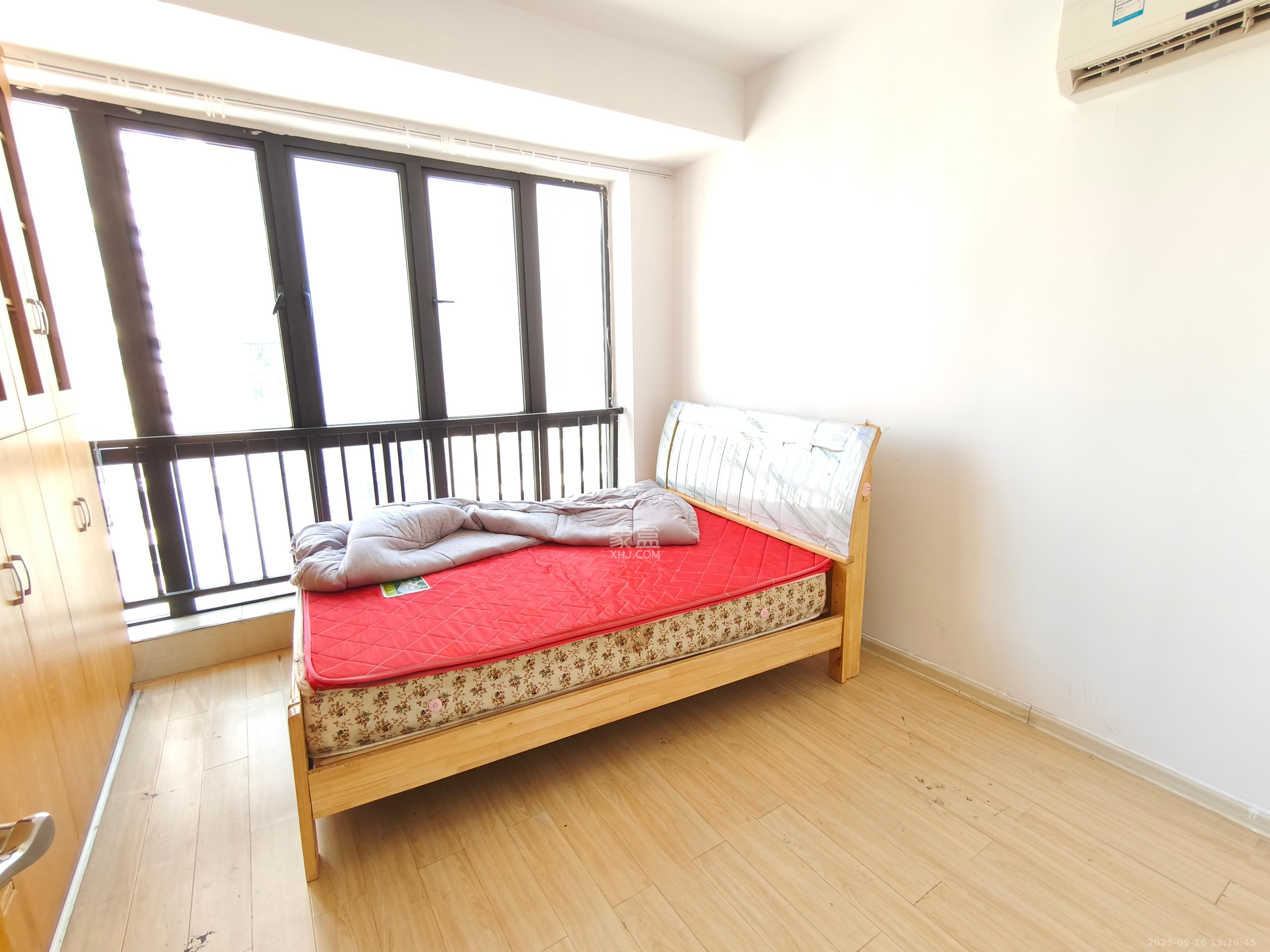 湘腾城市广场  3室2厅1卫    3200.0元/月室内图