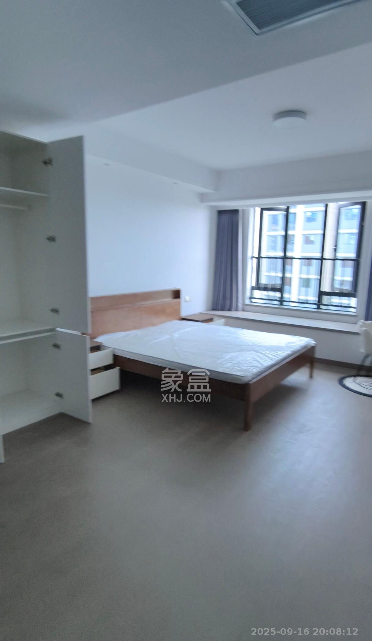 江悦和鸣  4室2厅2卫    3800.0元/月室内图