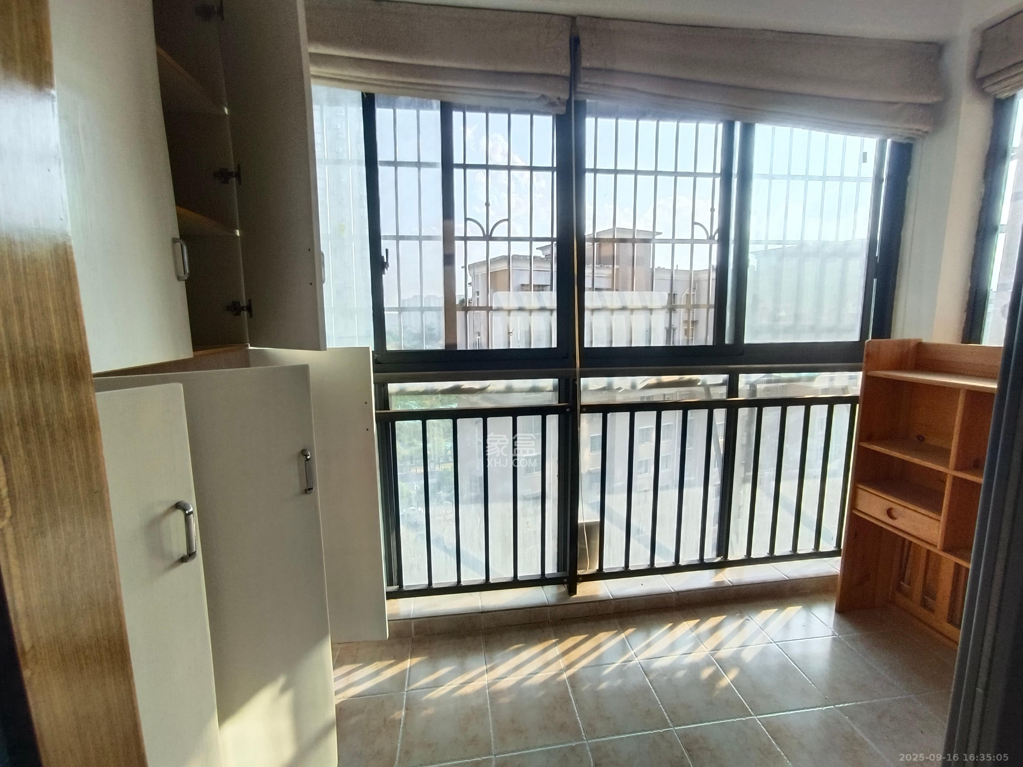 湘诚嘉园  3室2厅2卫    3000.0元/月室内图