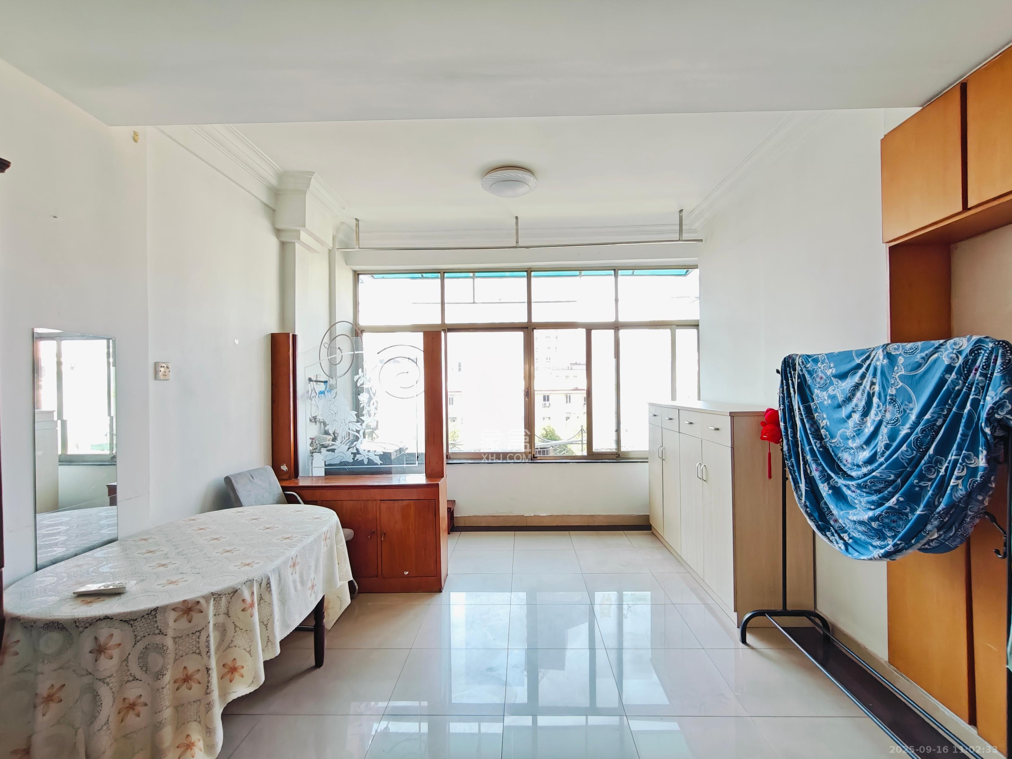 乔庄社区  3室1厅2卫    3600.0元/月室内图