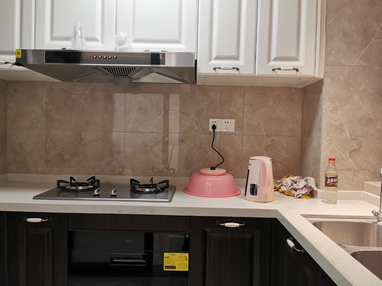 荣盛碧桂园铂悦府 3室2厅2卫 2200.0元/月 荣盛碧桂园铂悦府 3室2厅2卫 2200.0元/月室内图